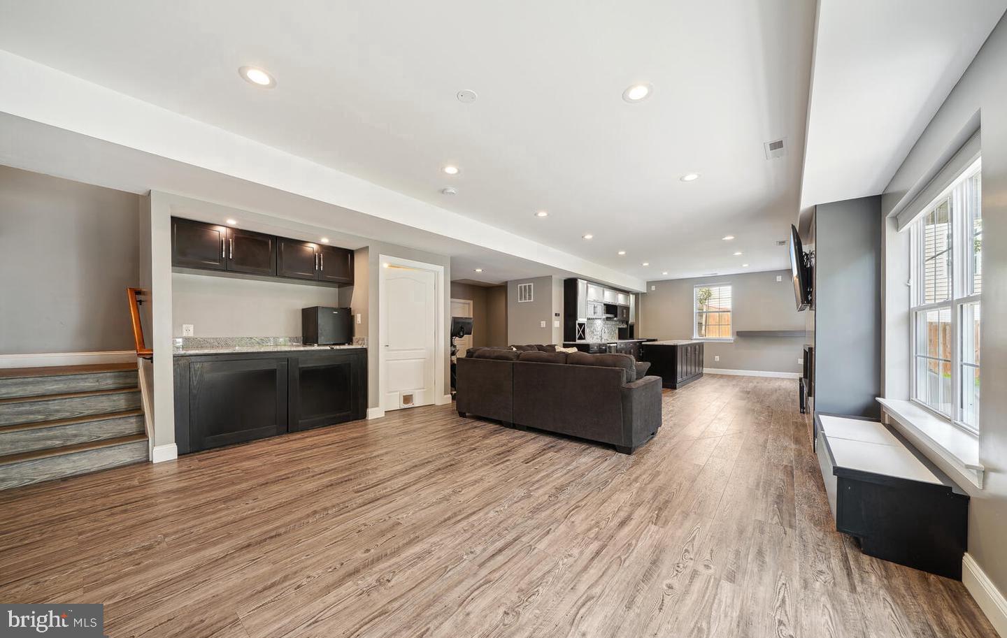 110 ROSEBROOK COURT NW