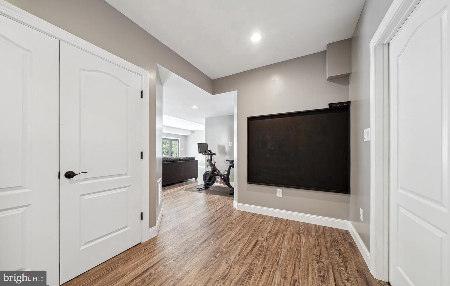 110 ROSEBROOK COURT NW