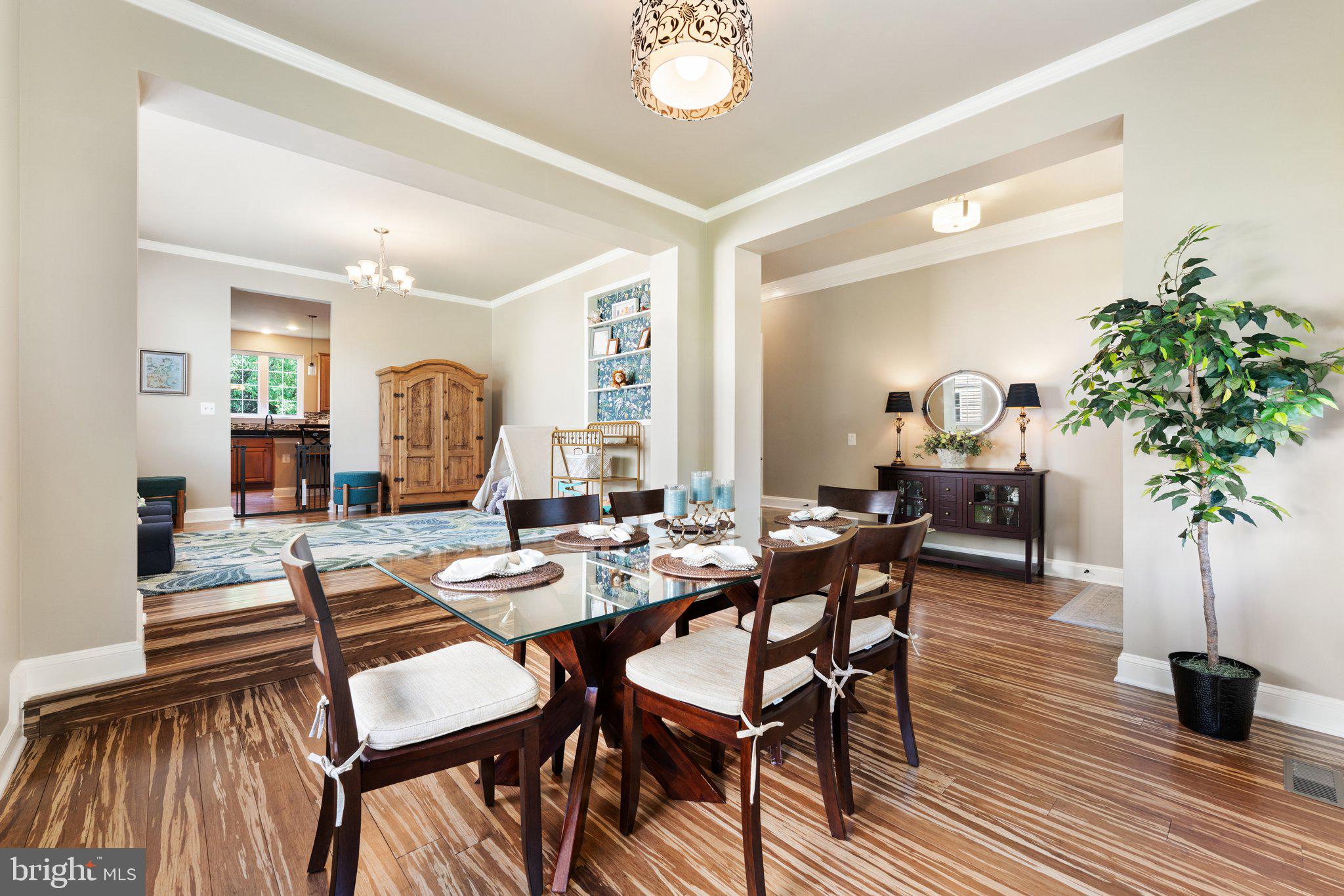 110 ROSEBROOK COURT NW