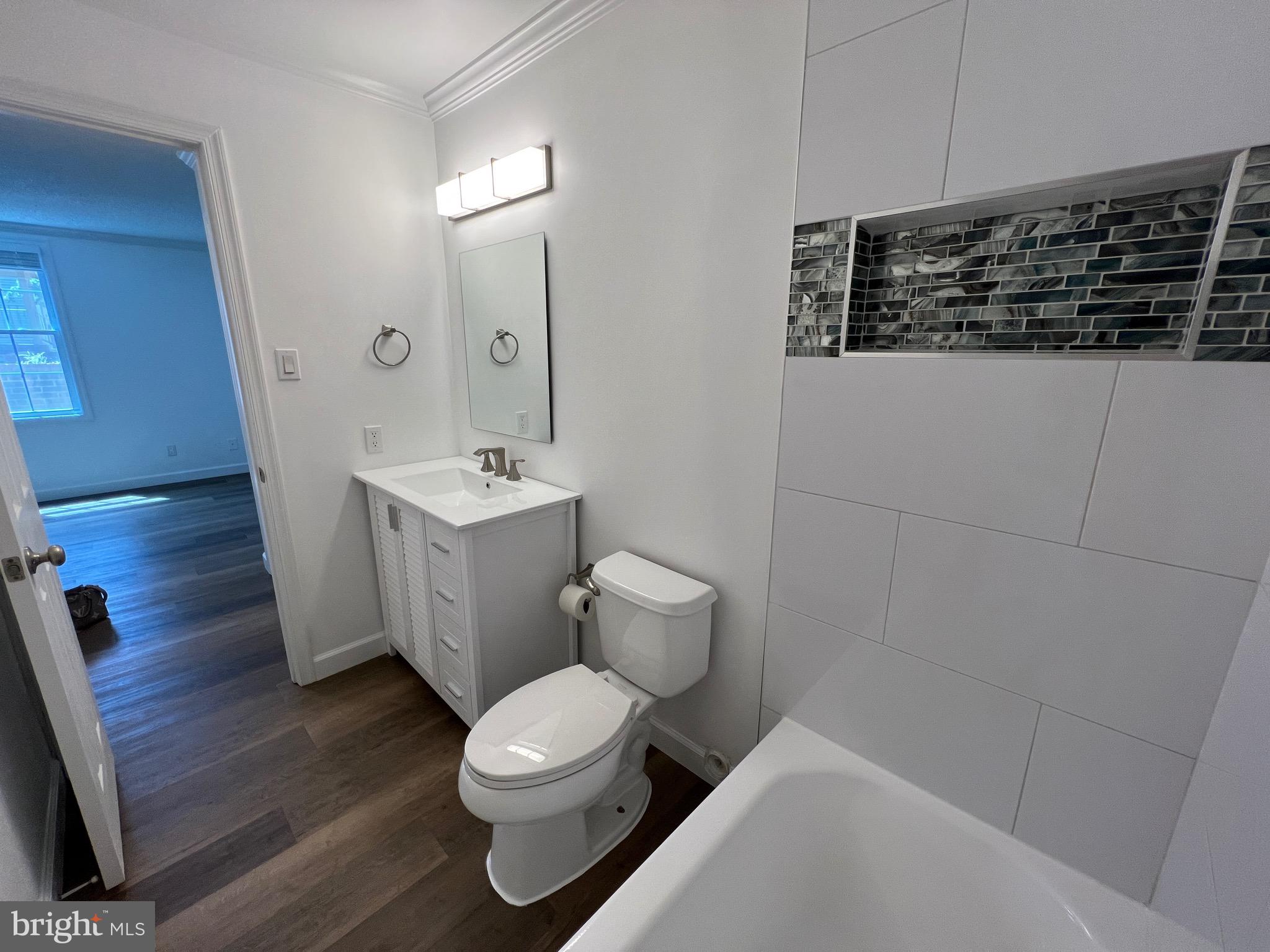 1113 HUNTMASTER TERRACE NE 101