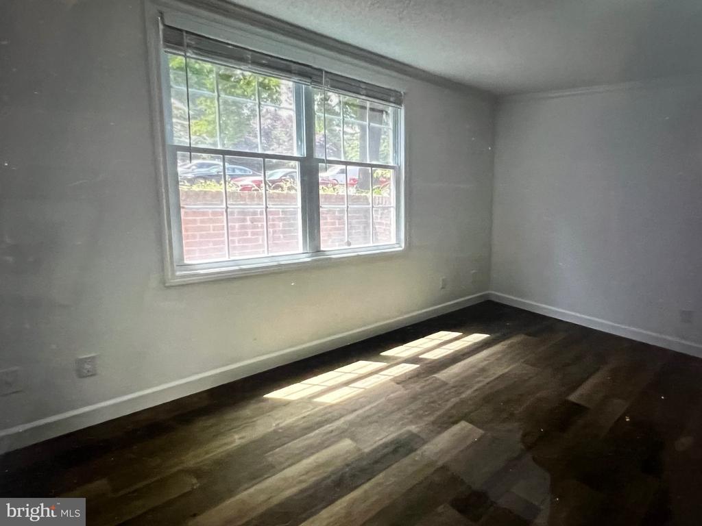 1113 HUNTMASTER TERRACE NE 101