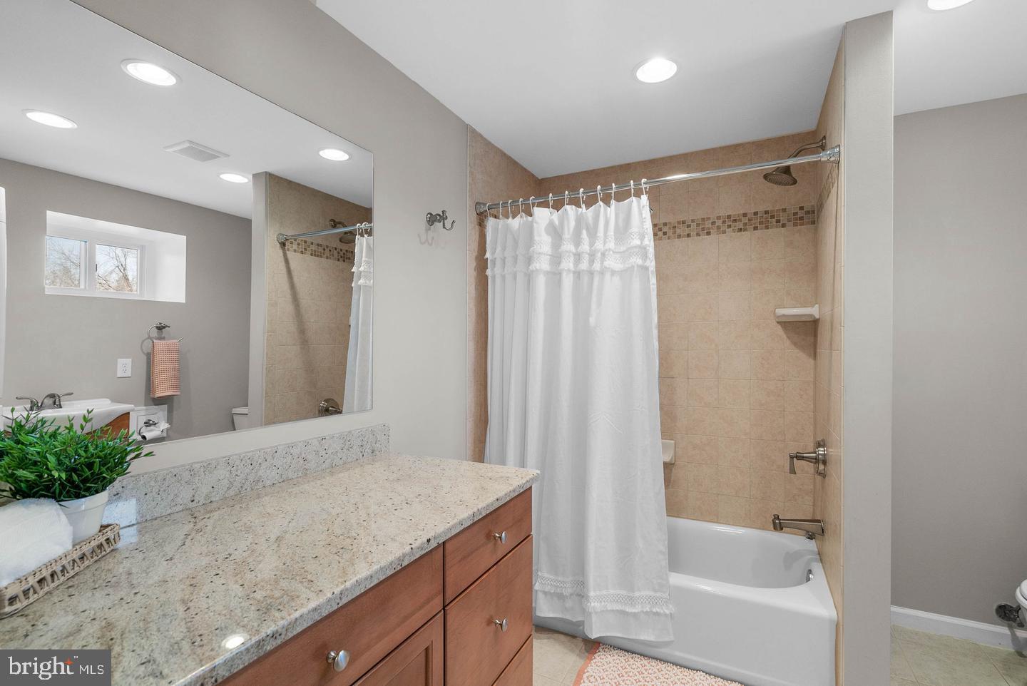 40202 MOUNT GILEAD ROAD