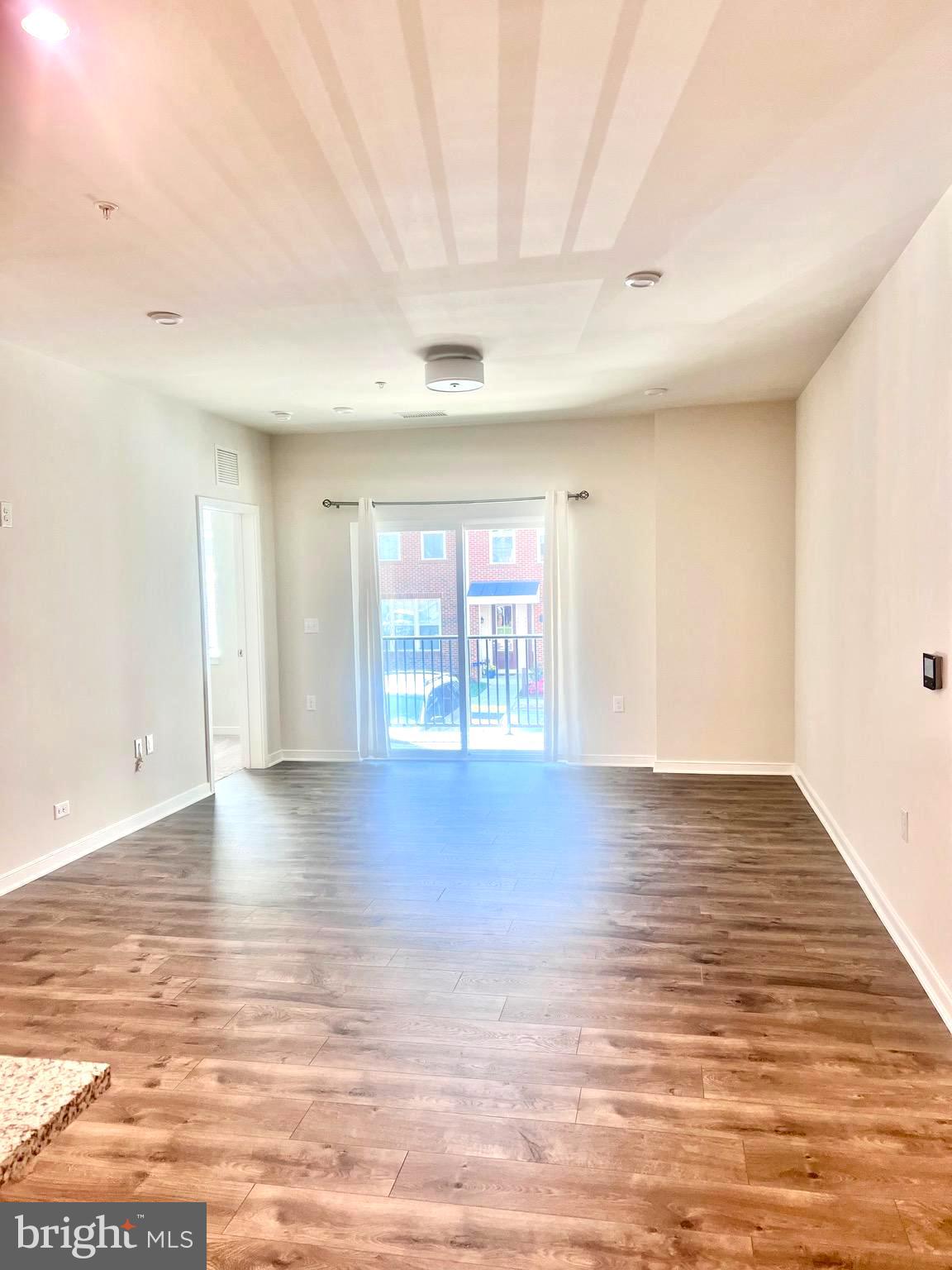750 MOUNT AIRY TERRACE NE 106