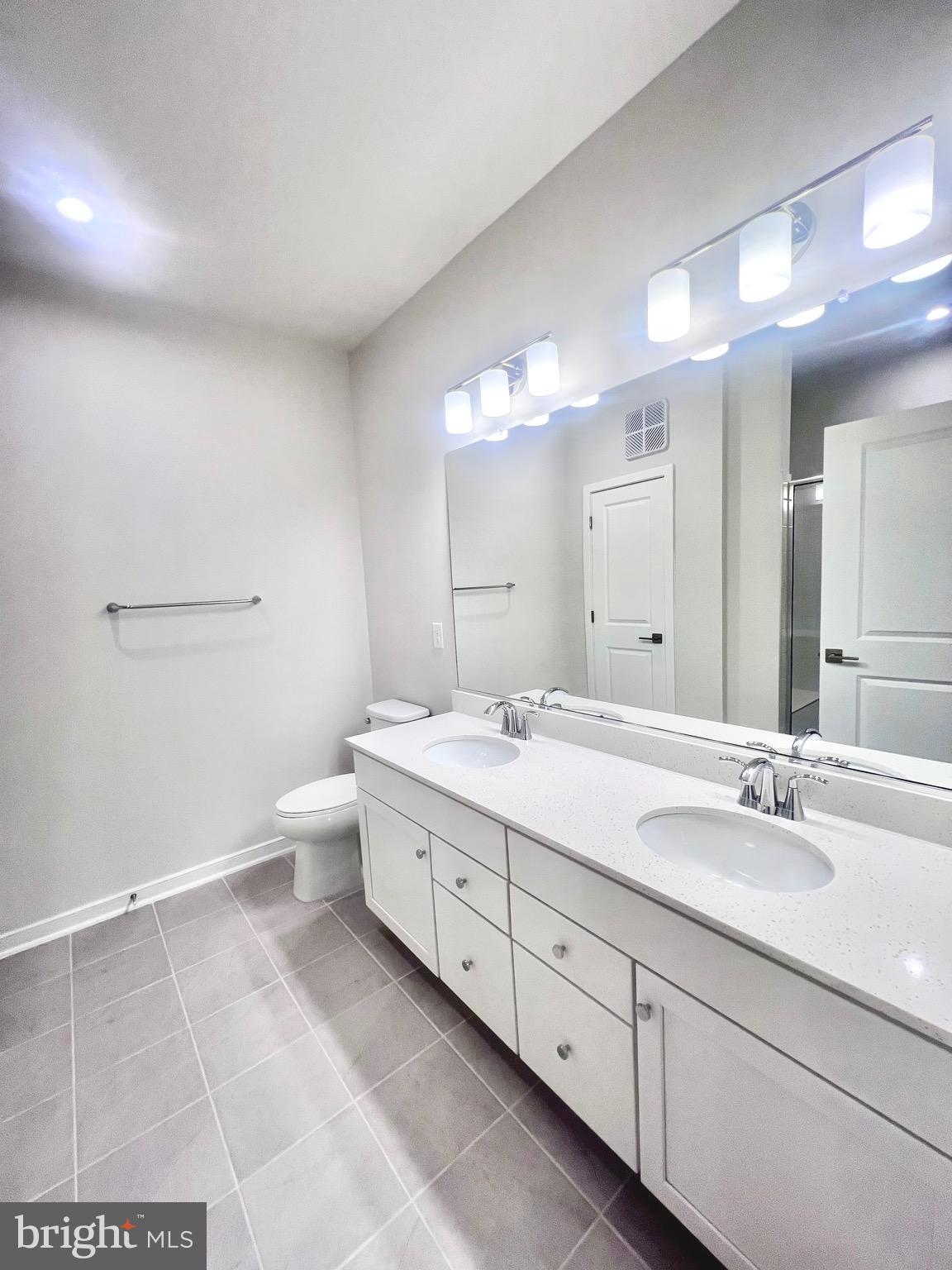 750 MOUNT AIRY TERRACE NE 106