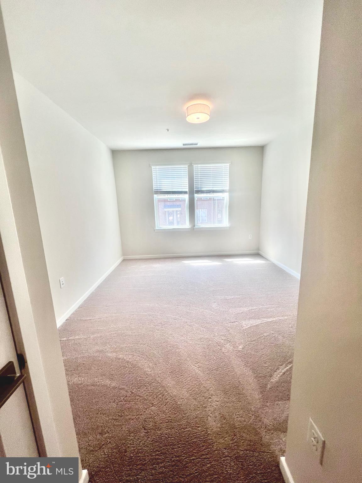750 MOUNT AIRY TERRACE NE 106