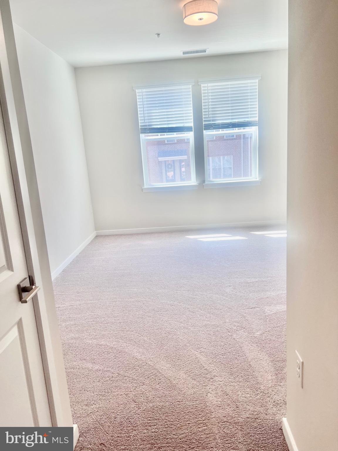 750 MOUNT AIRY TERRACE NE 106