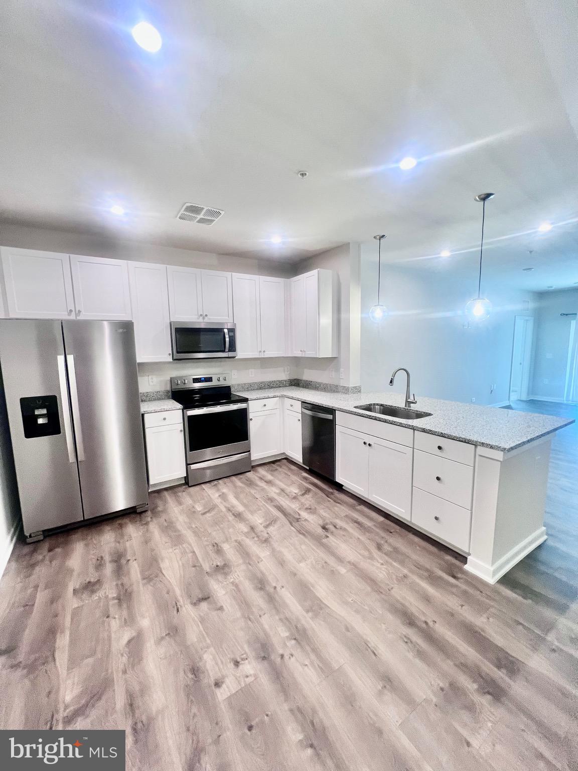 750 MOUNT AIRY TERRACE NE 106