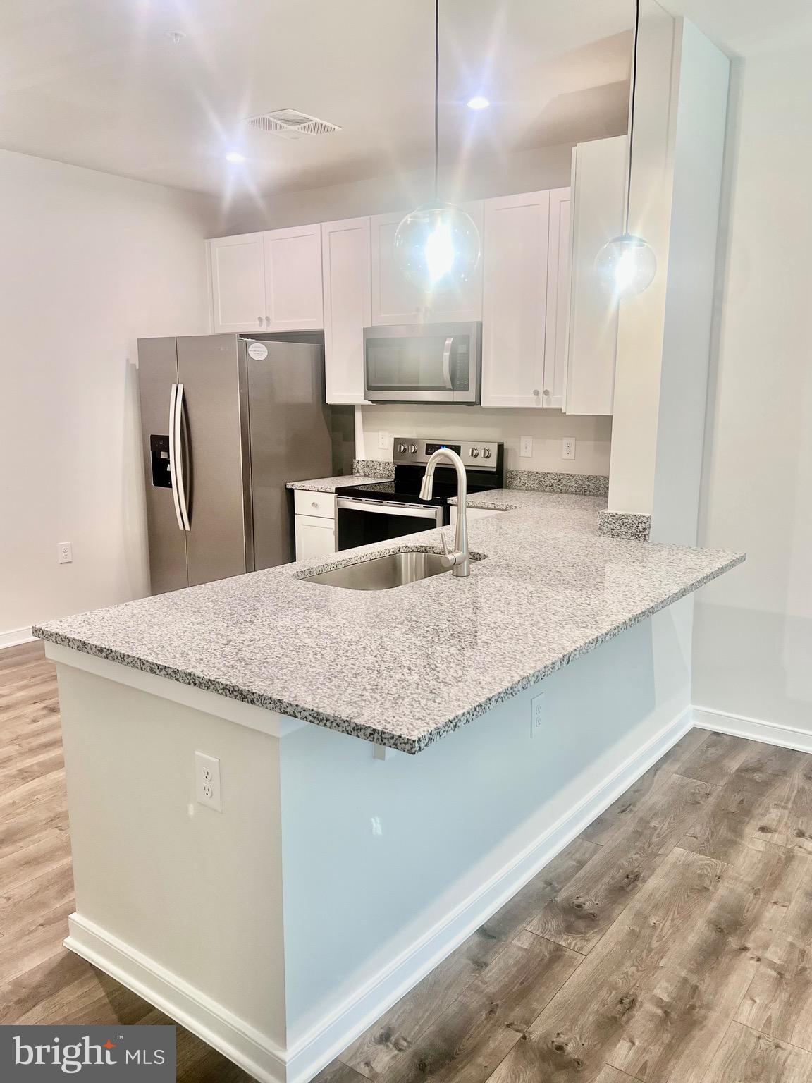 750 MOUNT AIRY TERRACE NE 106