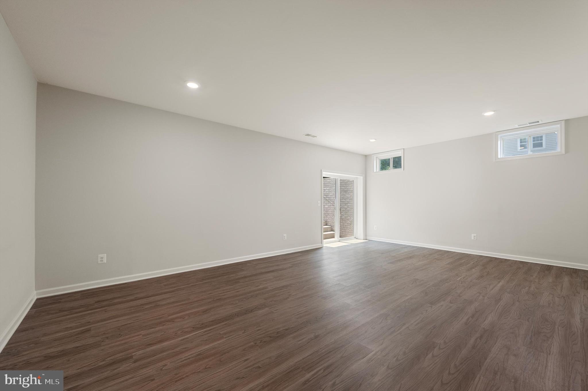 121 S 32ND STREET