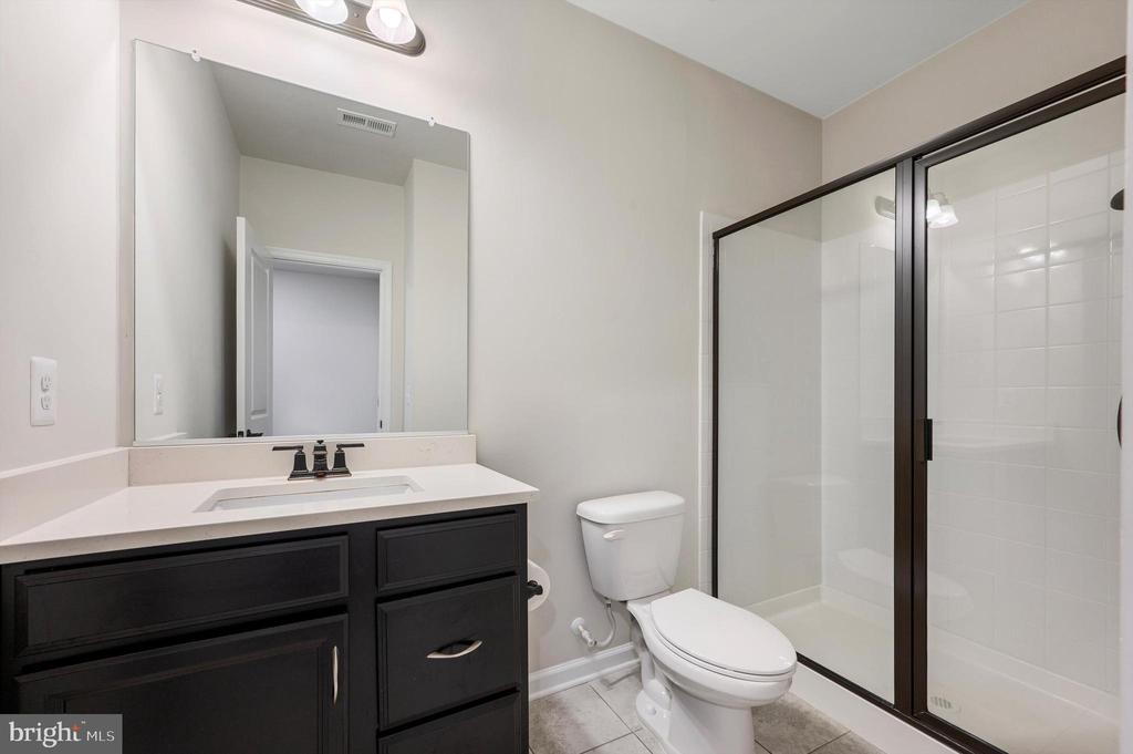 121 S 32ND STREET
