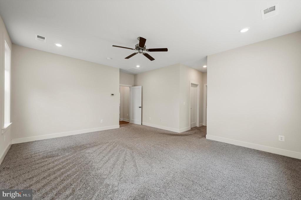 121 S 32ND STREET