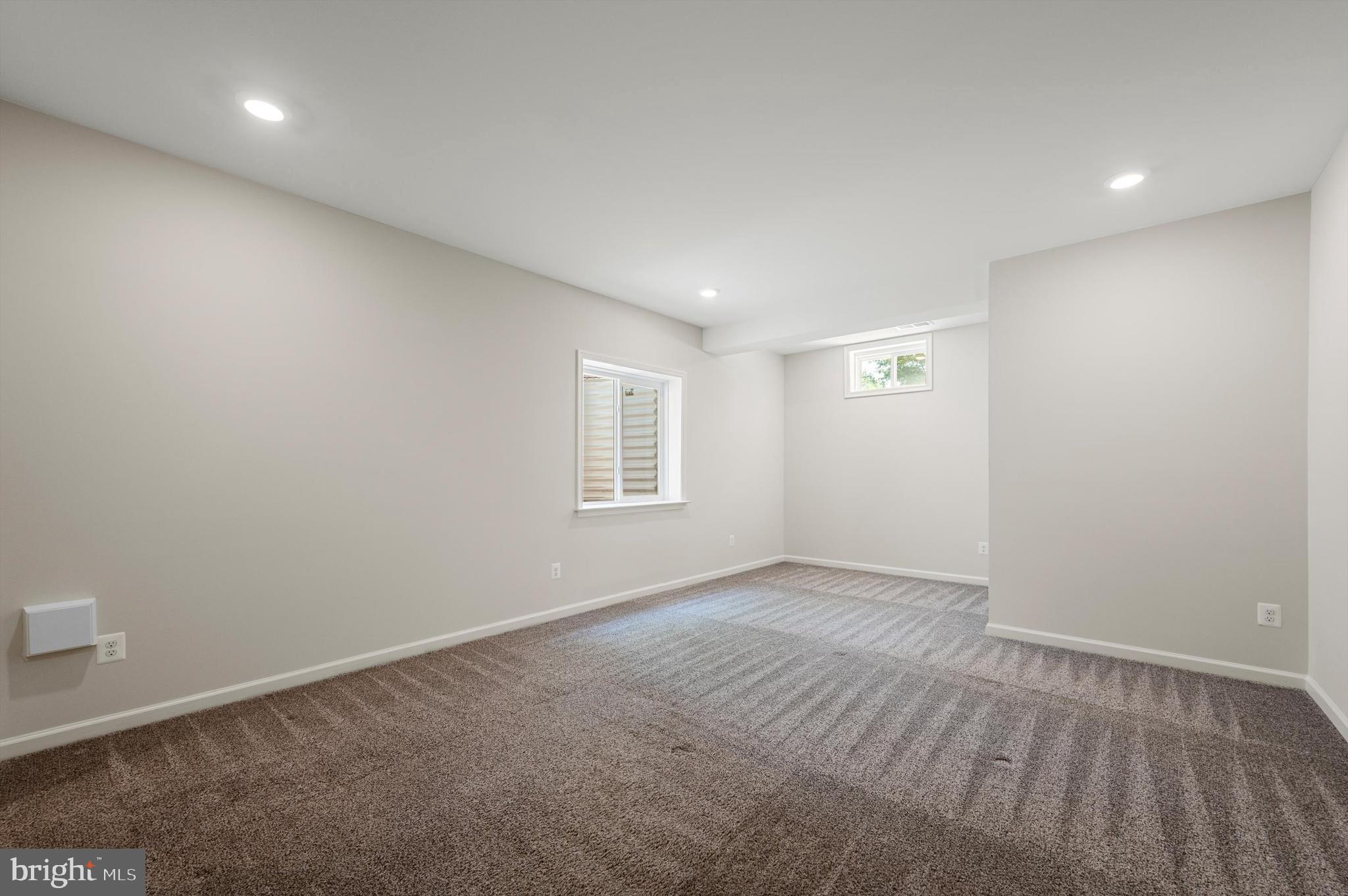 121 S 32ND STREET