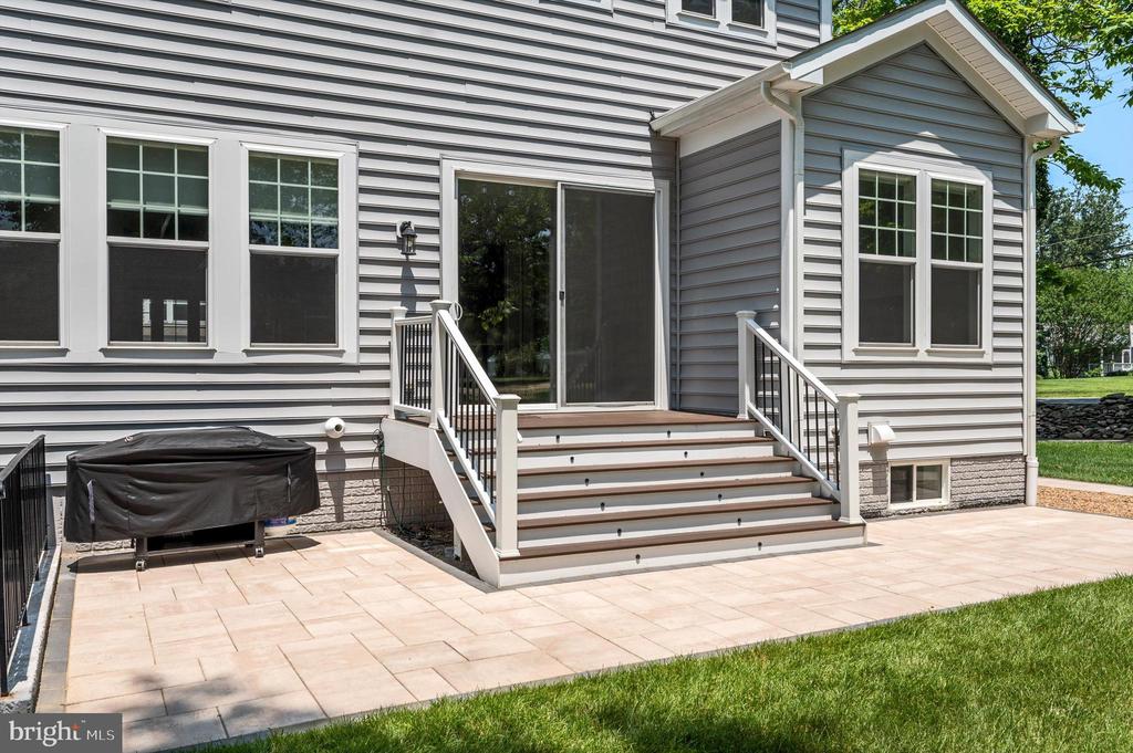 121 S 32ND STREET