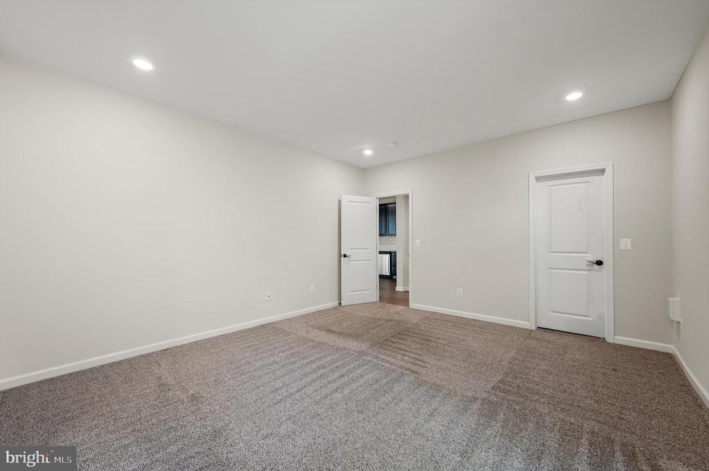 121 S 32ND STREET