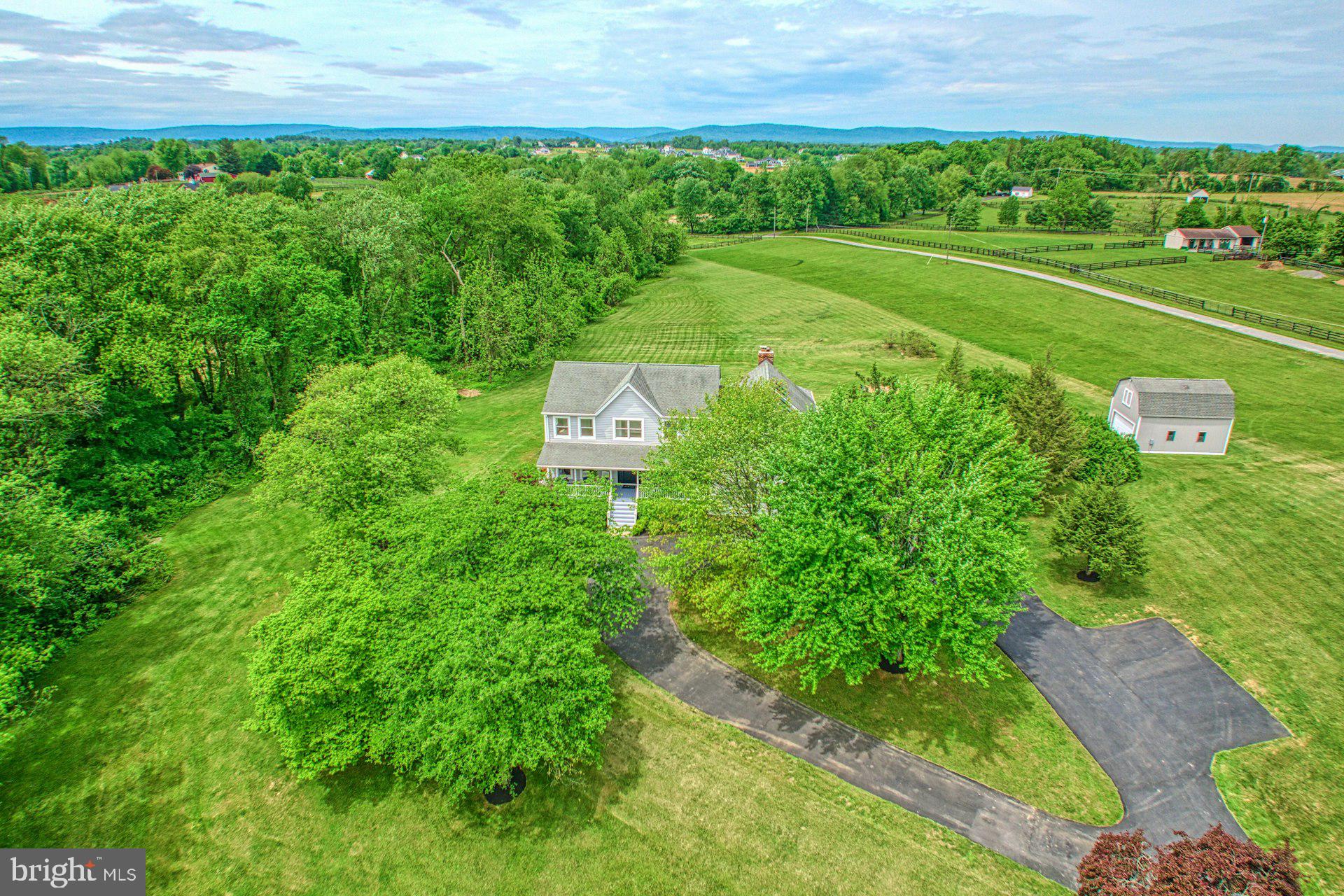 17045 HAMILTON STATION ROAD