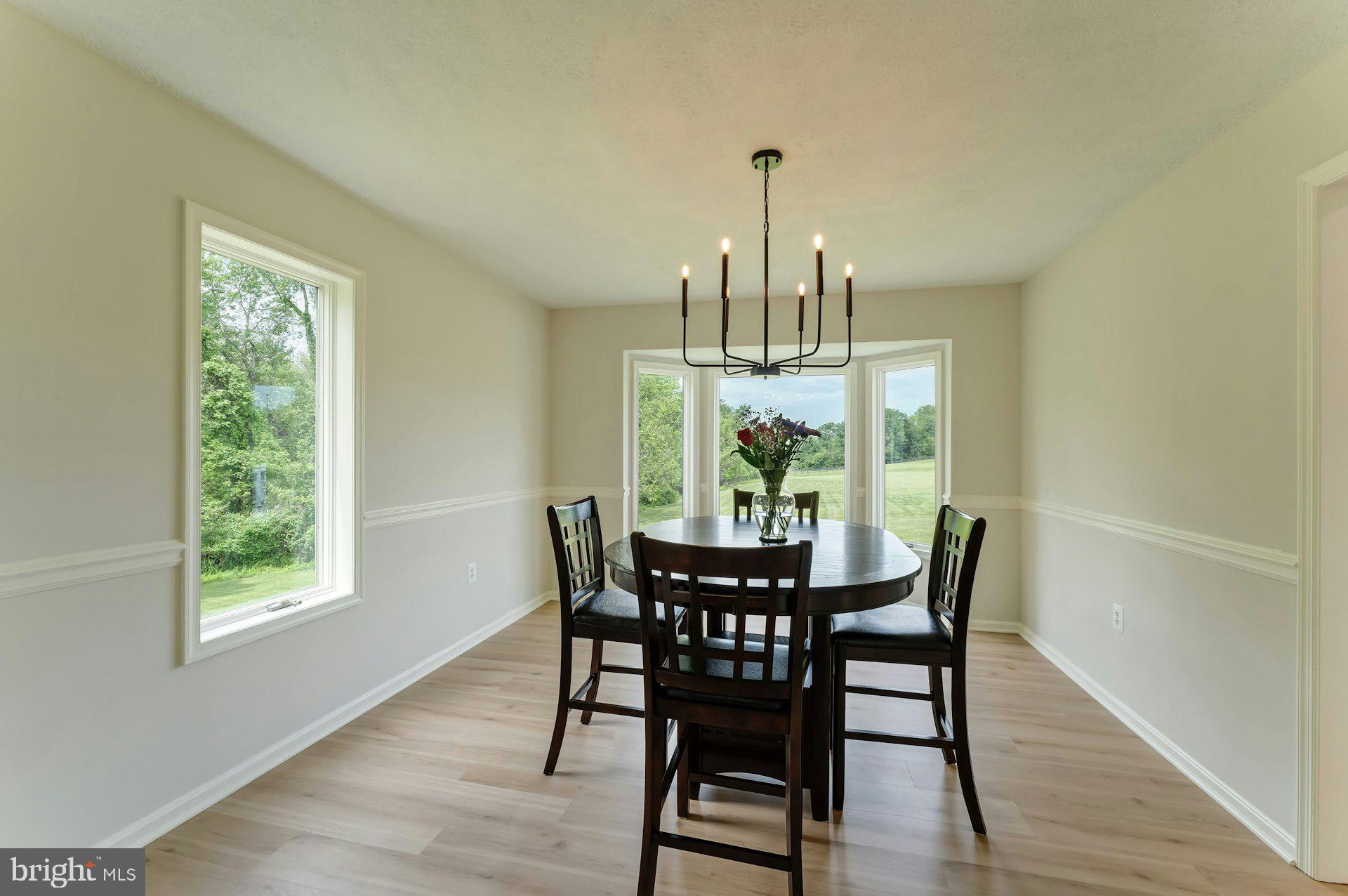 17045 HAMILTON STATION ROAD