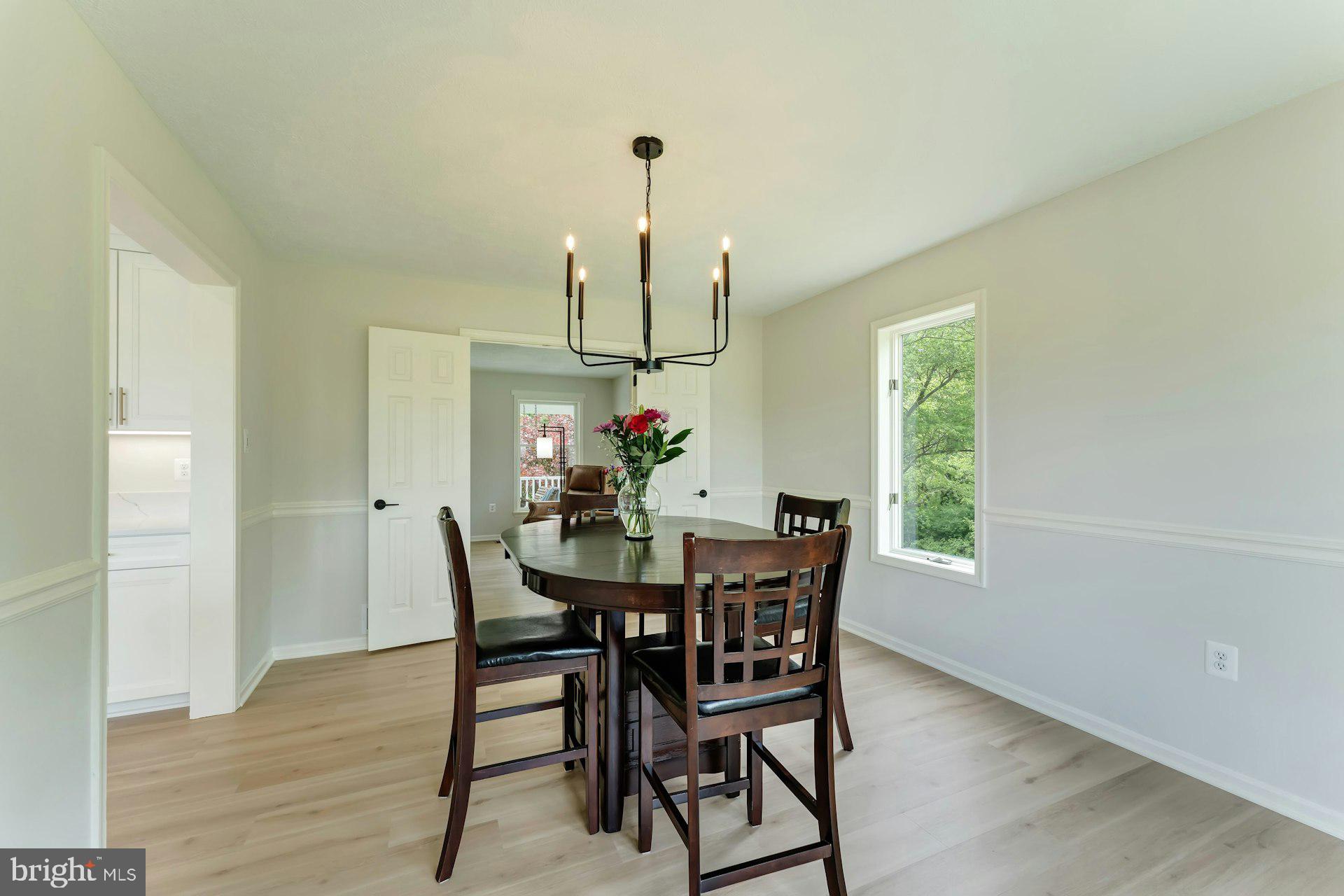 17045 HAMILTON STATION ROAD