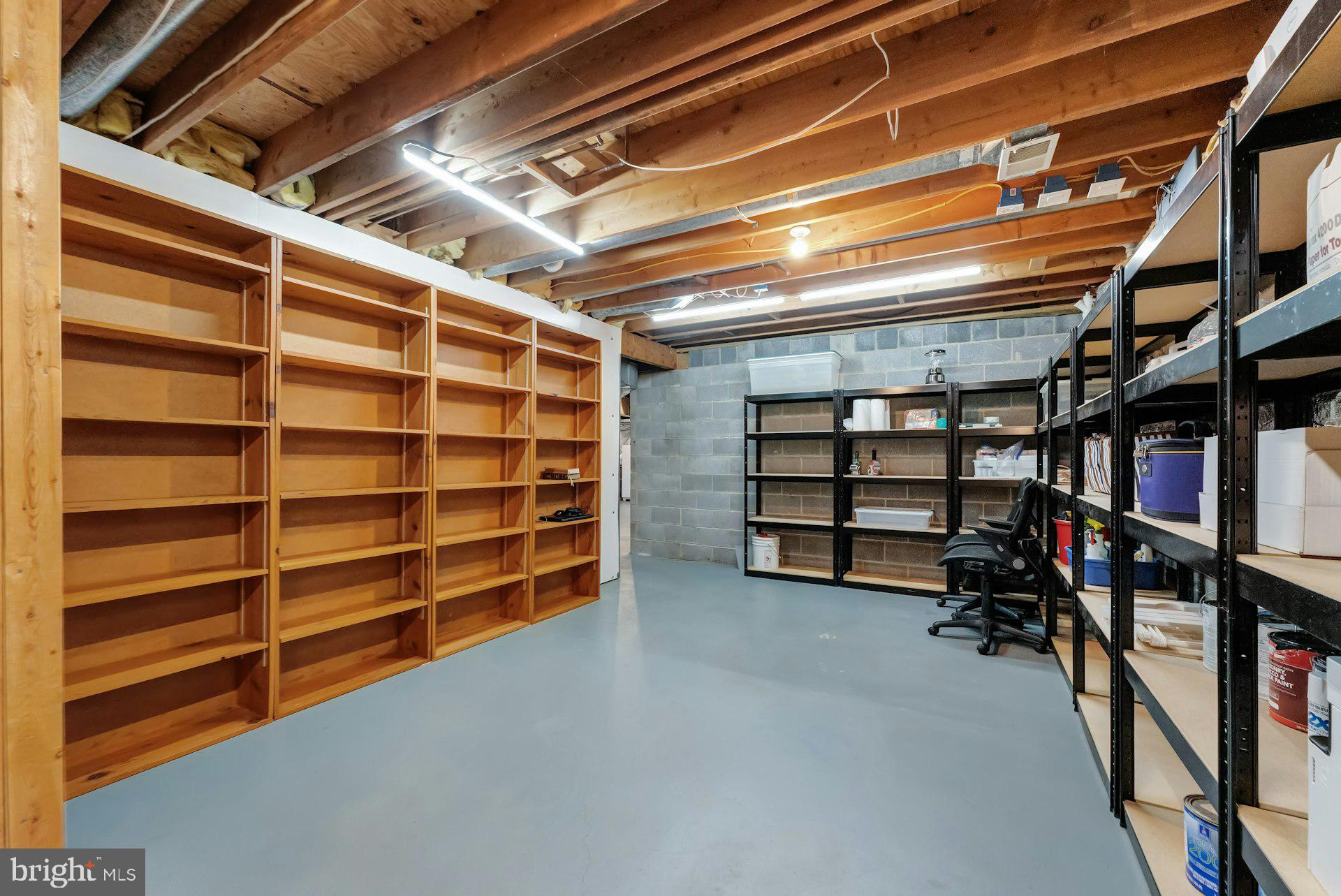 17045 HAMILTON STATION ROAD