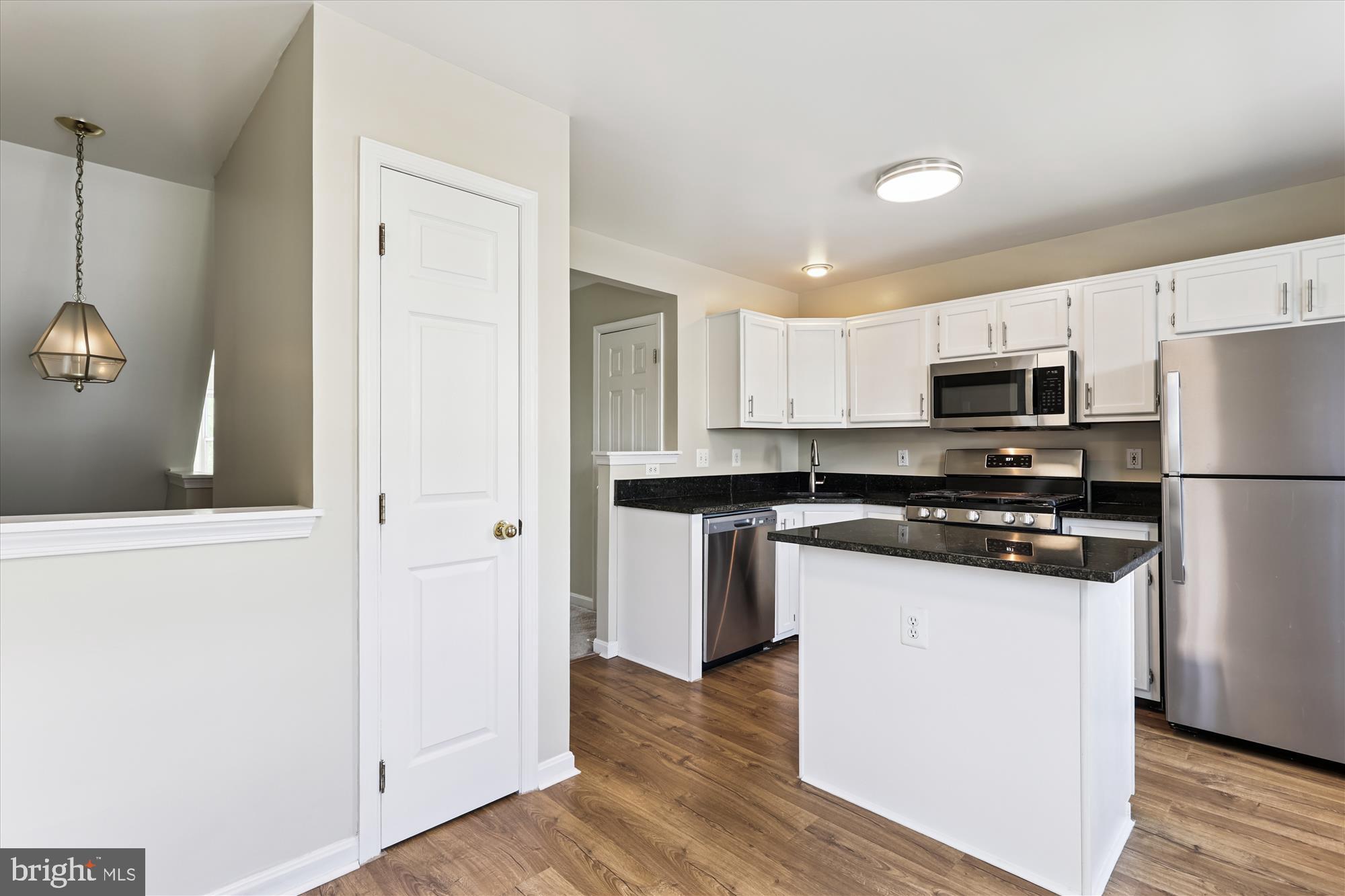 45465 BLUEMONT JUNCTION SQUARE