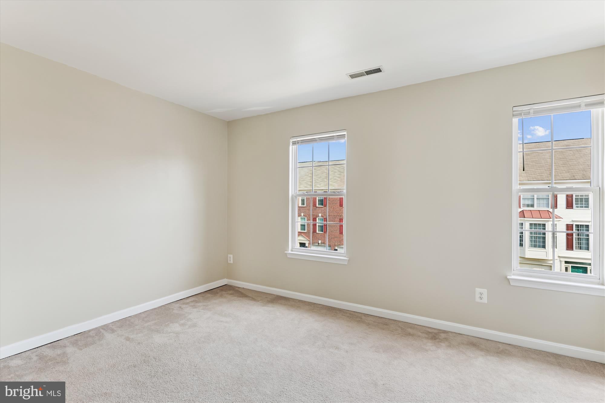 45465 BLUEMONT JUNCTION SQUARE