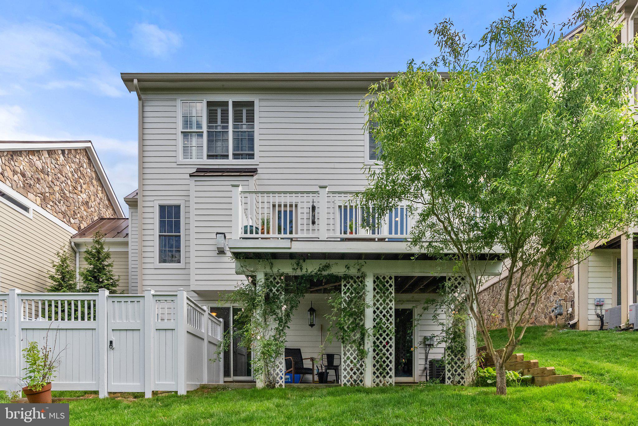 128 N JAY STREET