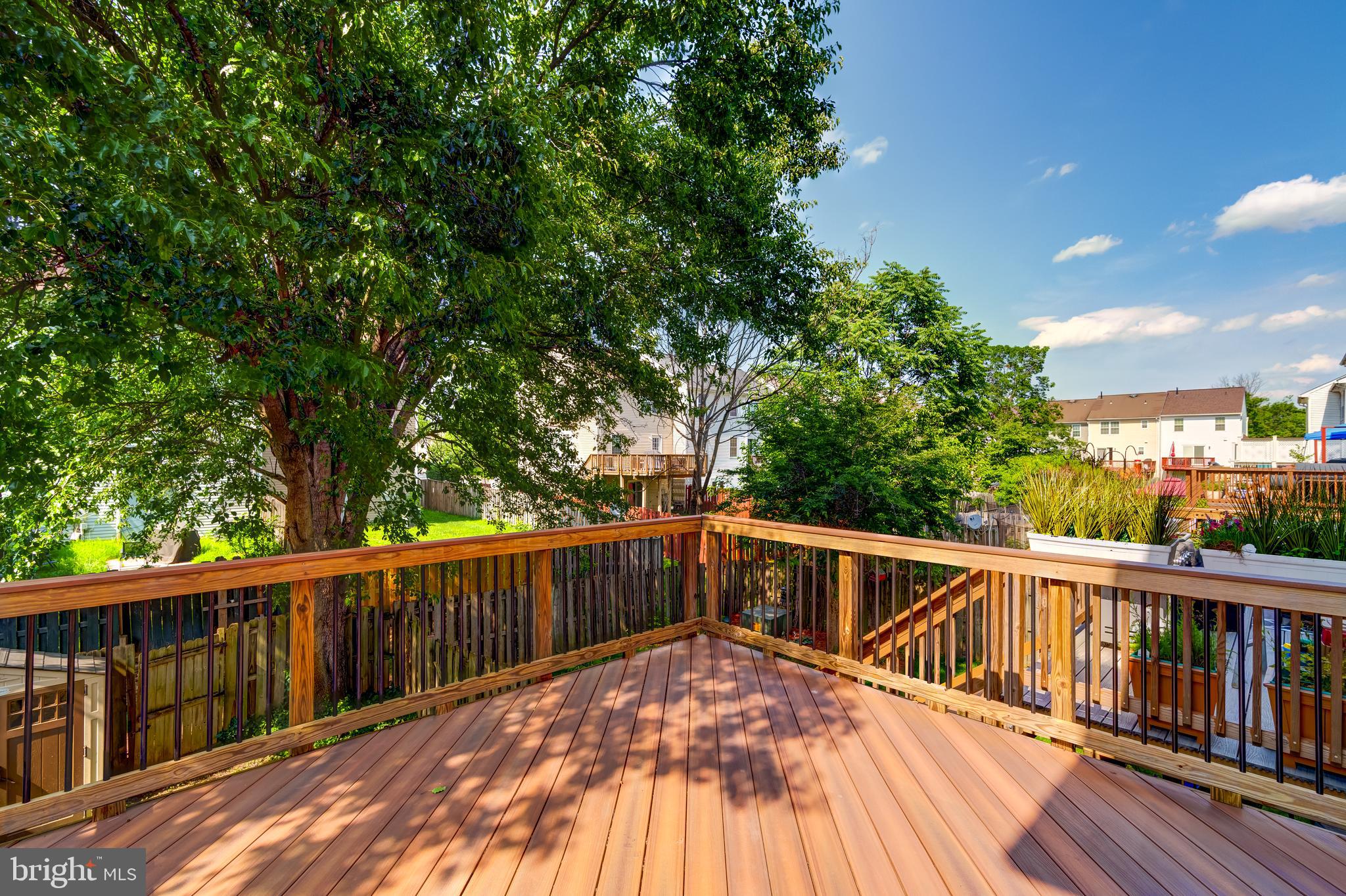 512 COVINGTON TERRACE NE