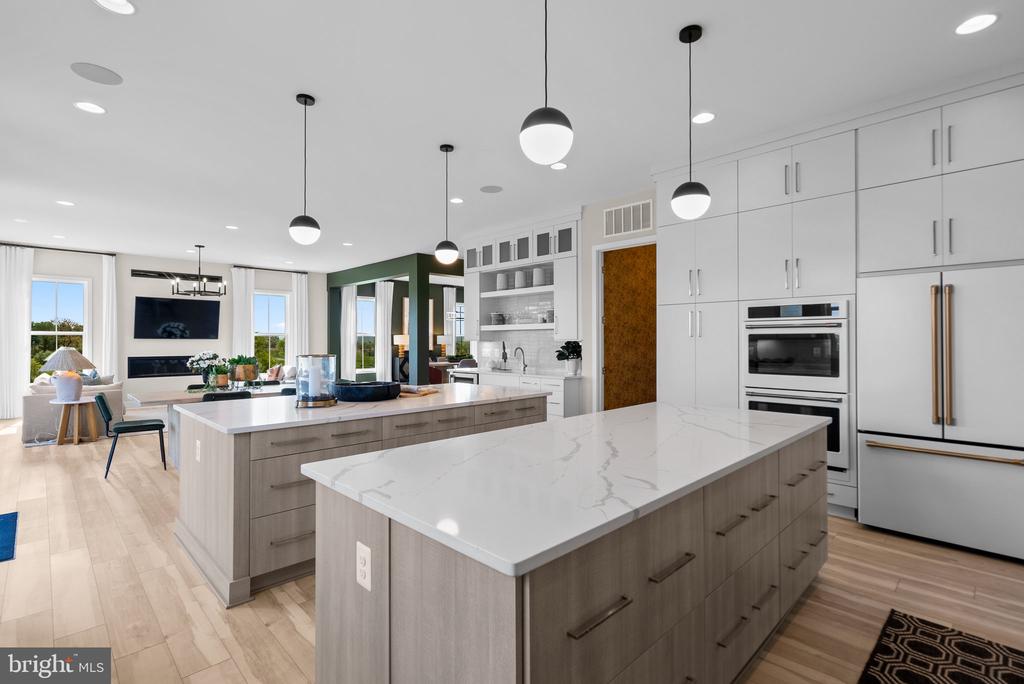 38875 SILVER KING CIRCLE