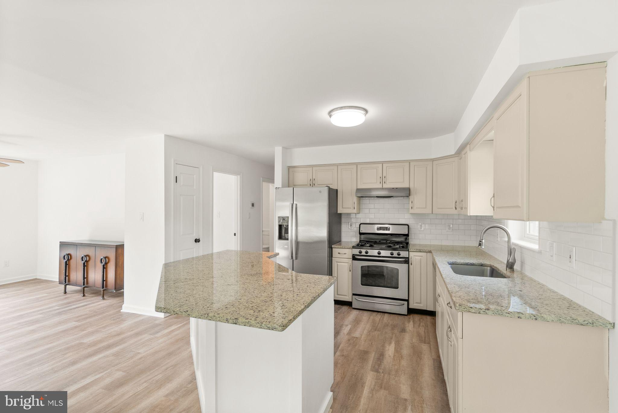 37400 WHITACRE LANE