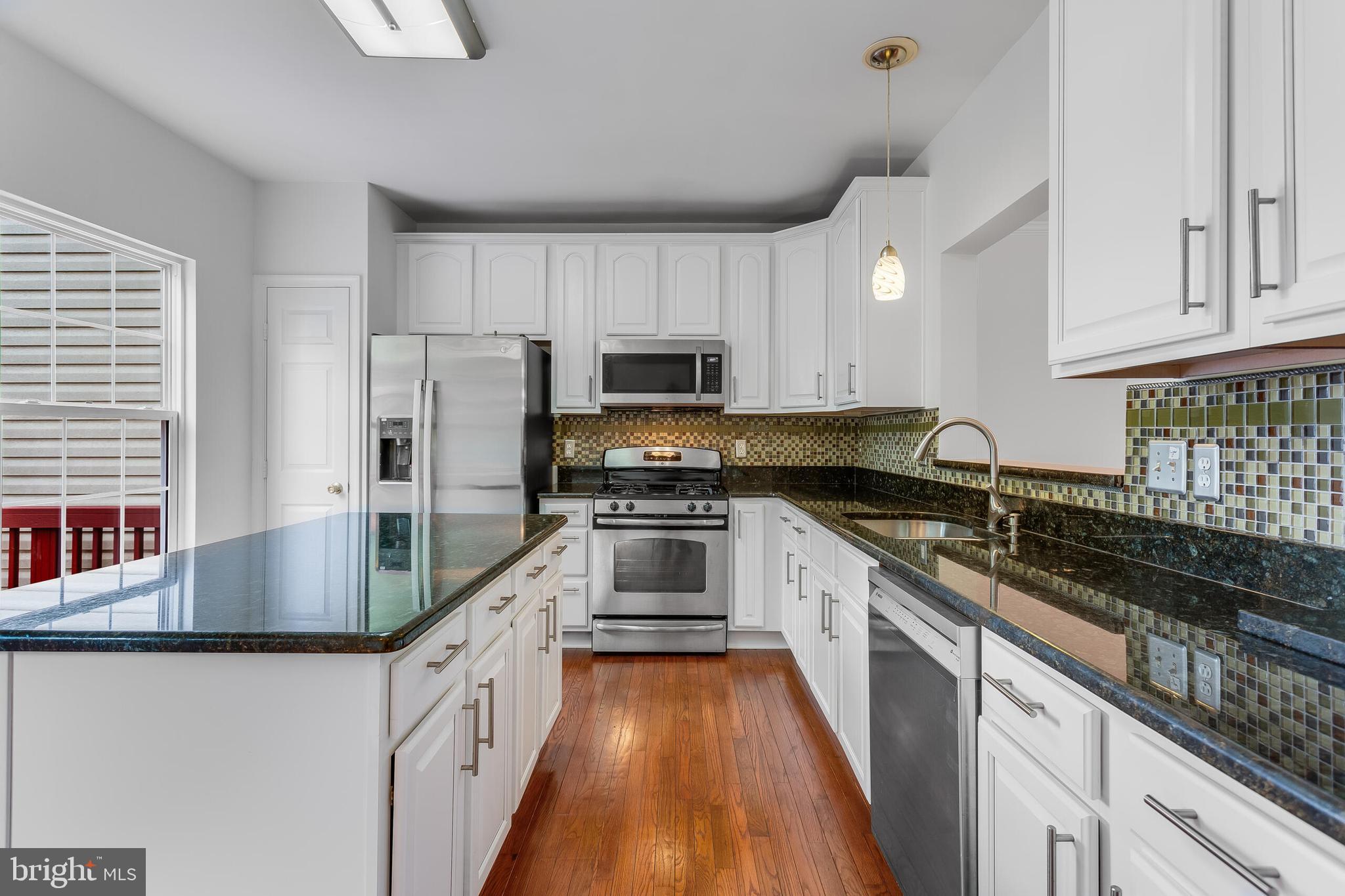 43088 CANDLEWICK SQUARE