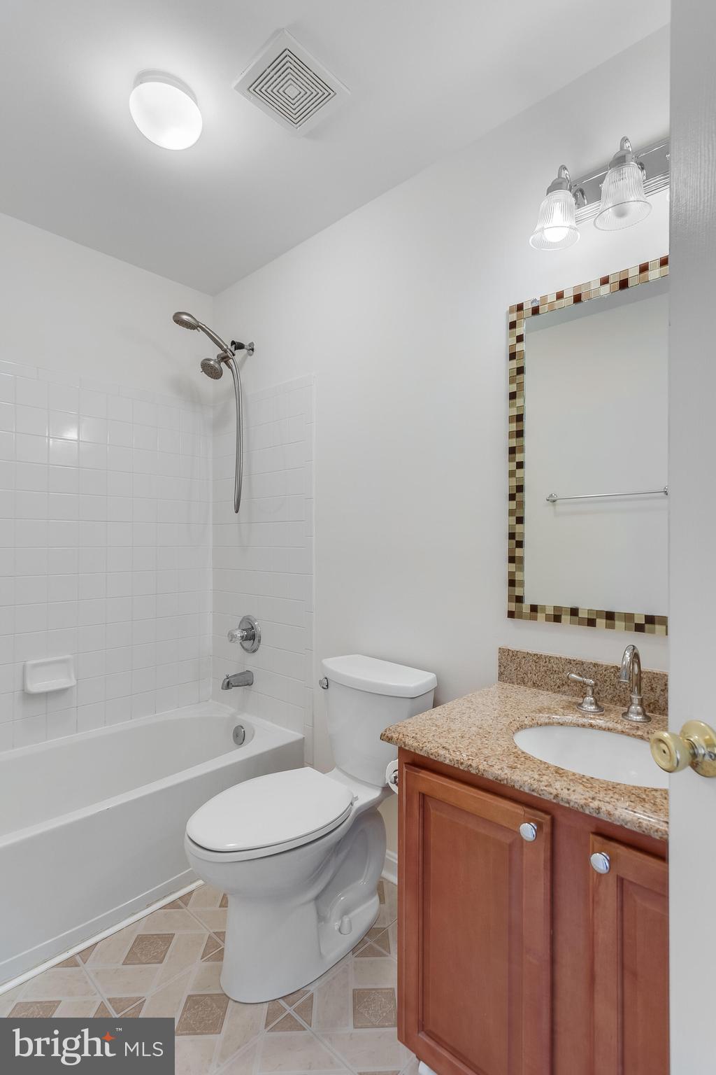 43088 CANDLEWICK SQUARE
