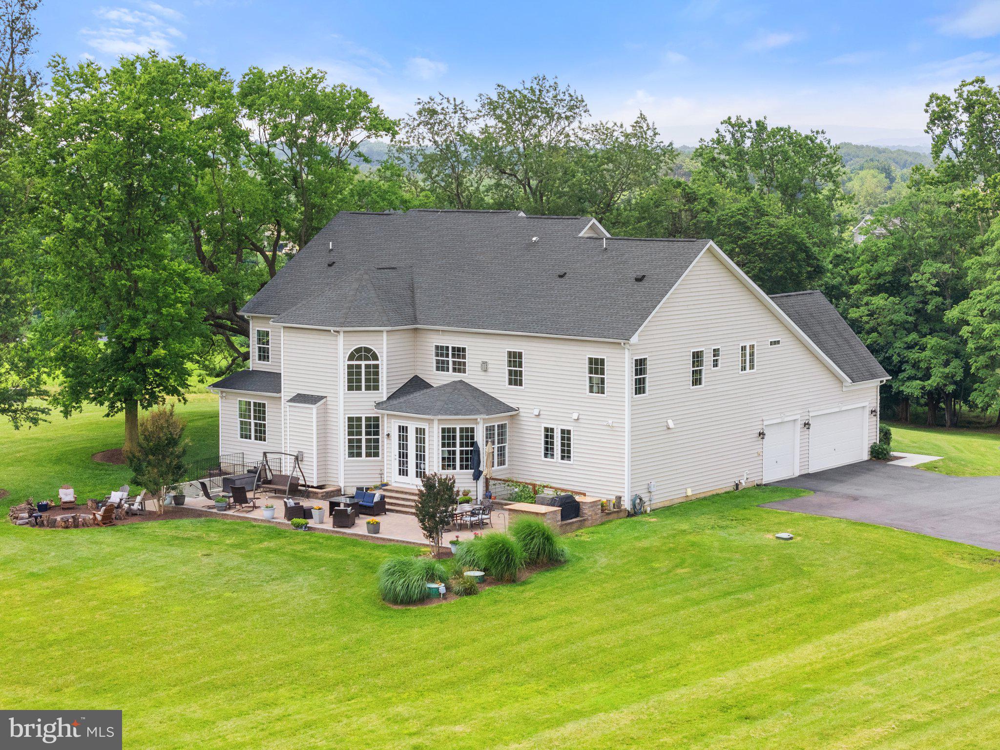 15054 OMEGA COURT