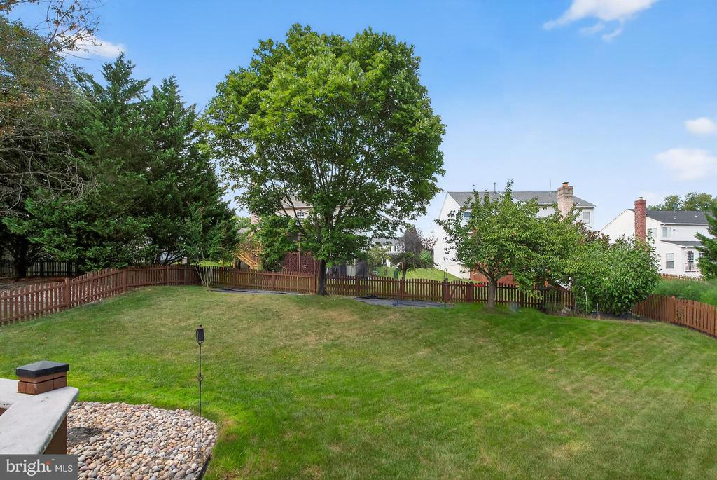 811 CASLA COURT SE