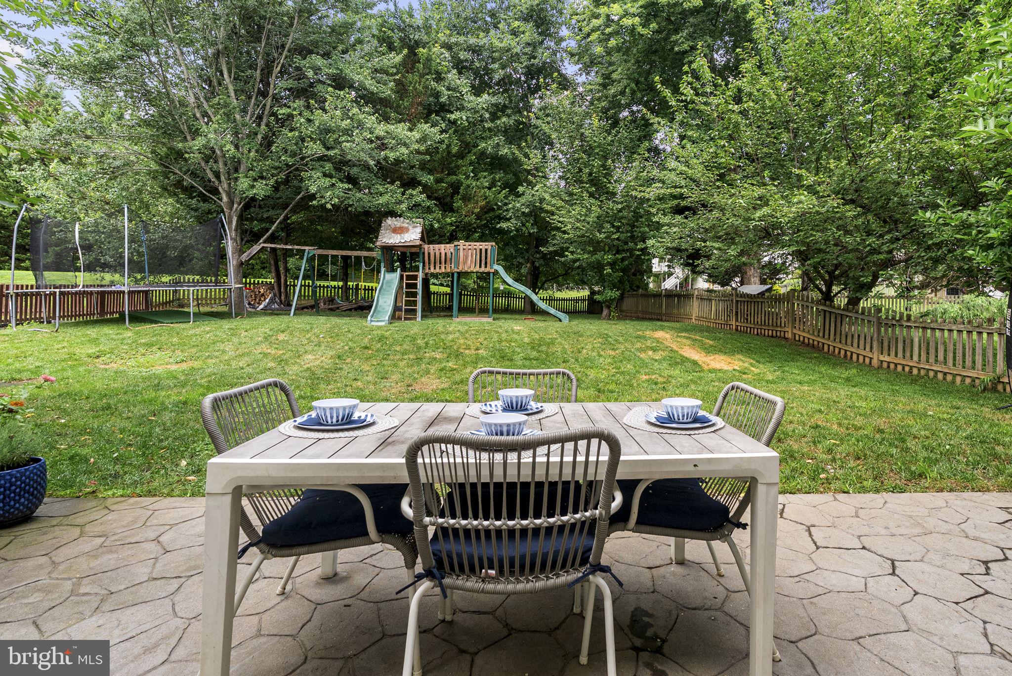 17287 STRATHALLEN COURT