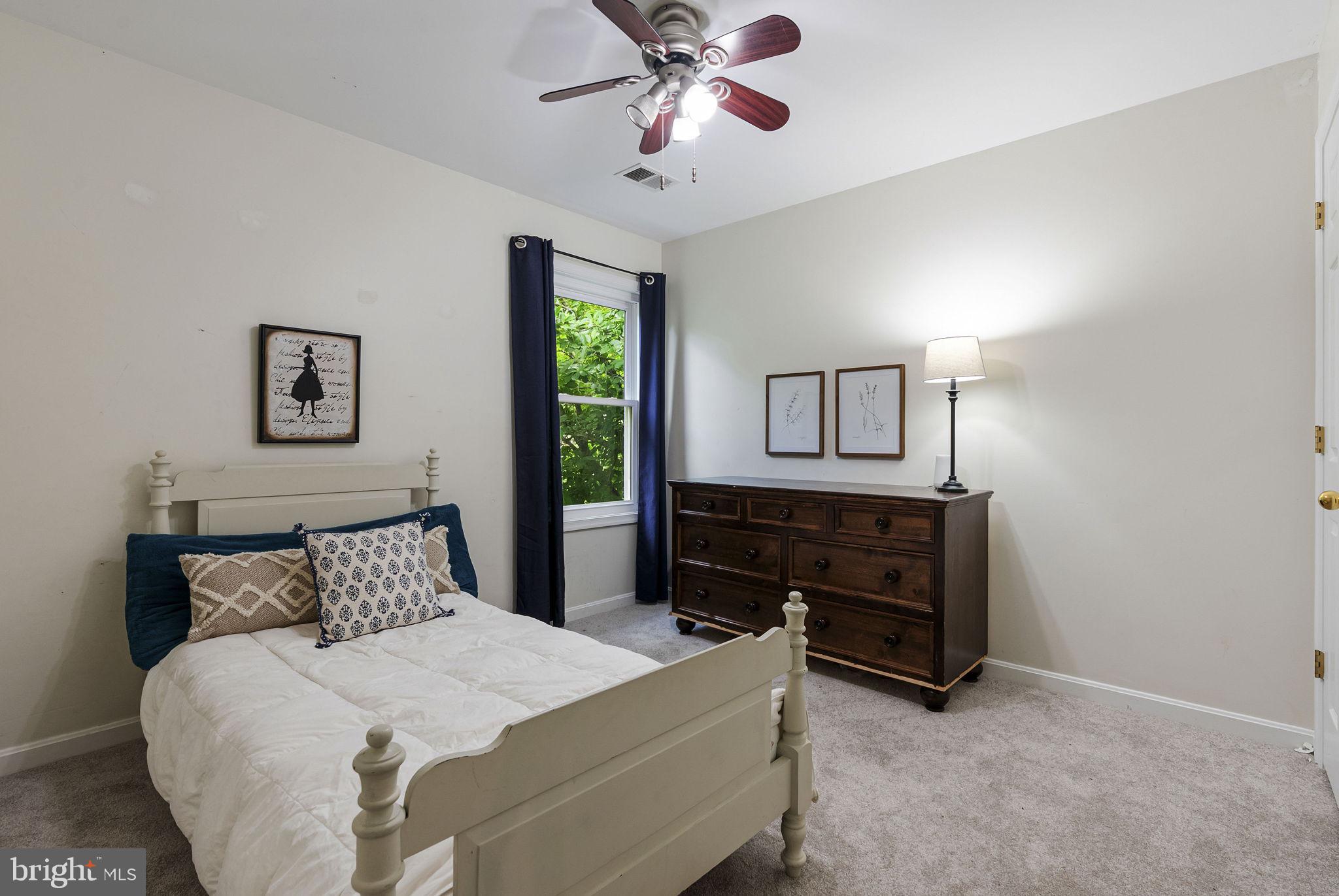 17287 STRATHALLEN COURT