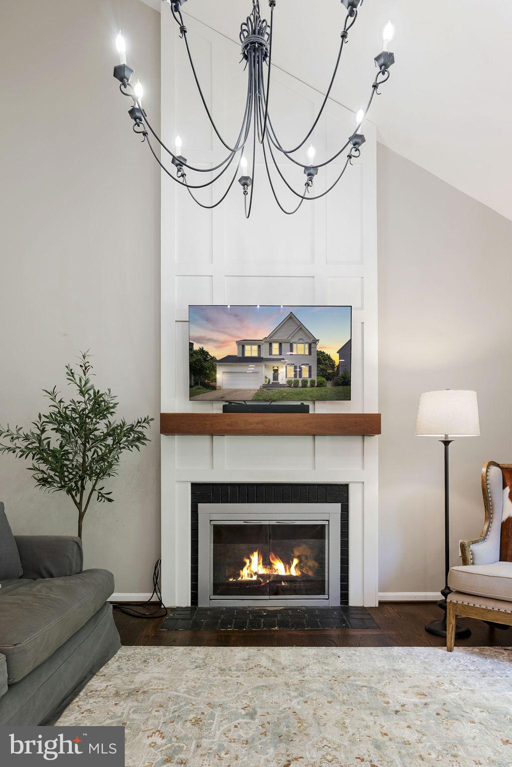 17287 STRATHALLEN COURT