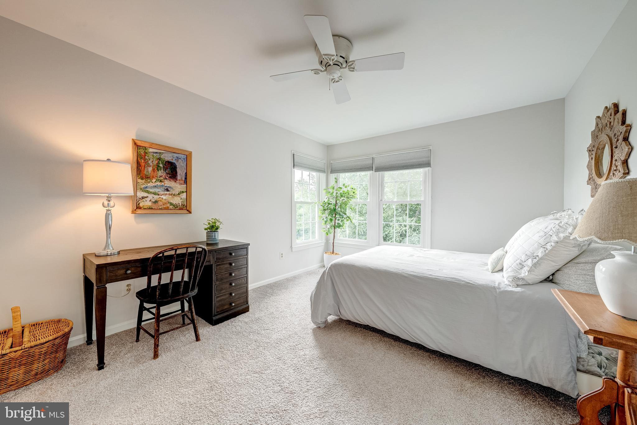 43995 URBANCREST COURT