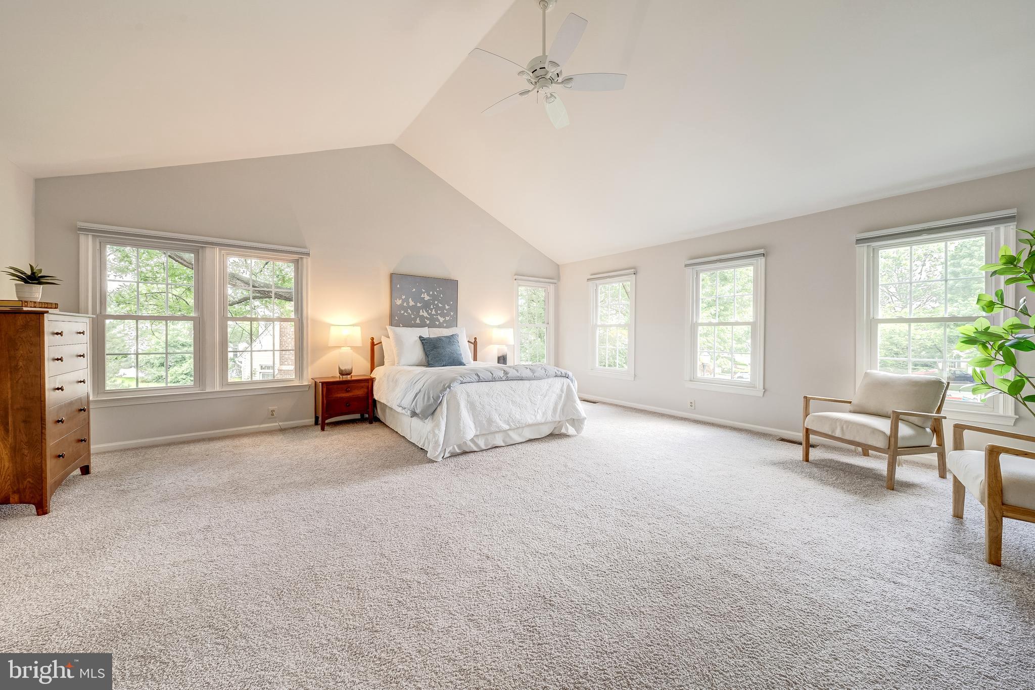 43995 URBANCREST COURT
