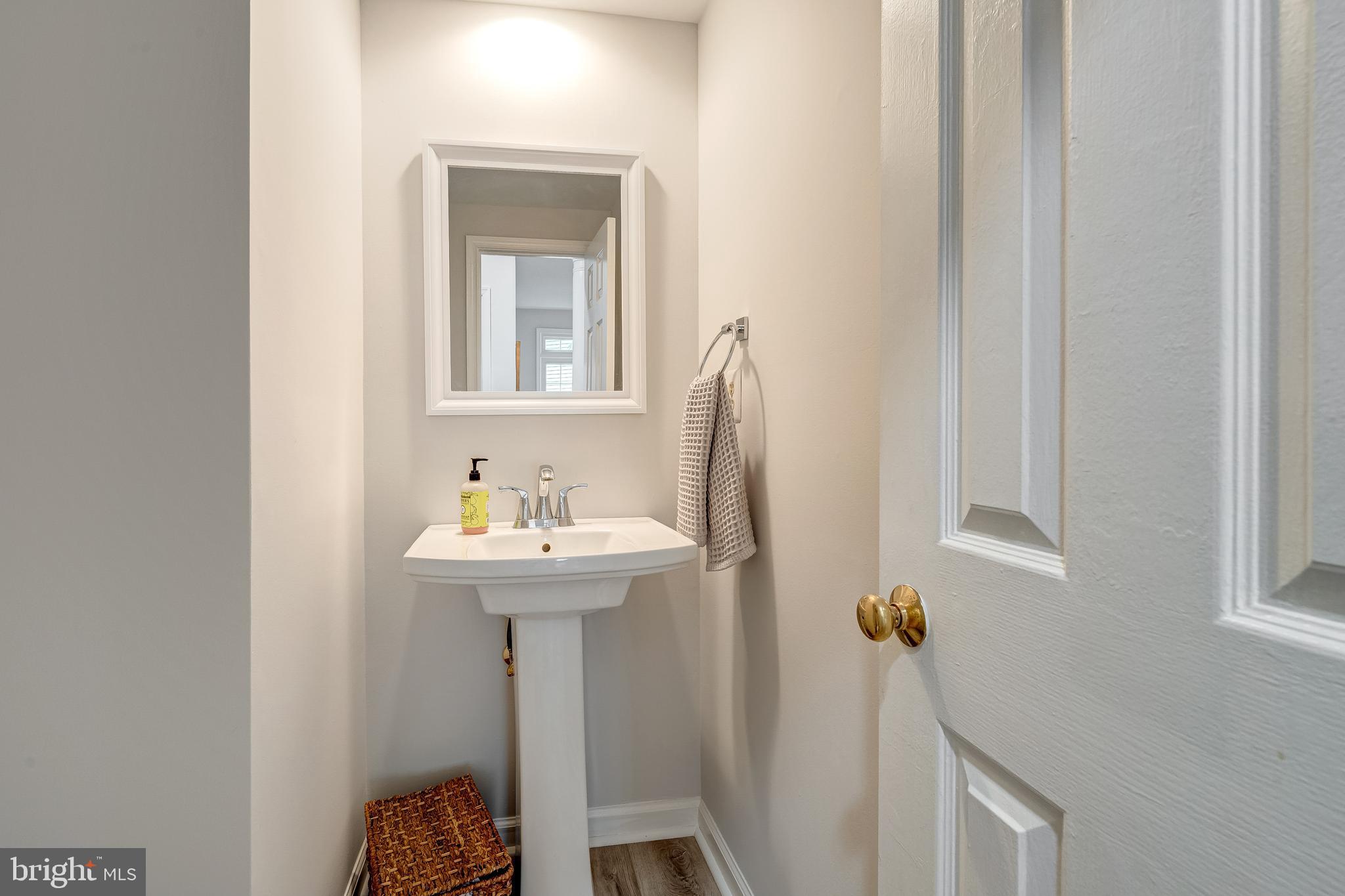 43995 URBANCREST COURT