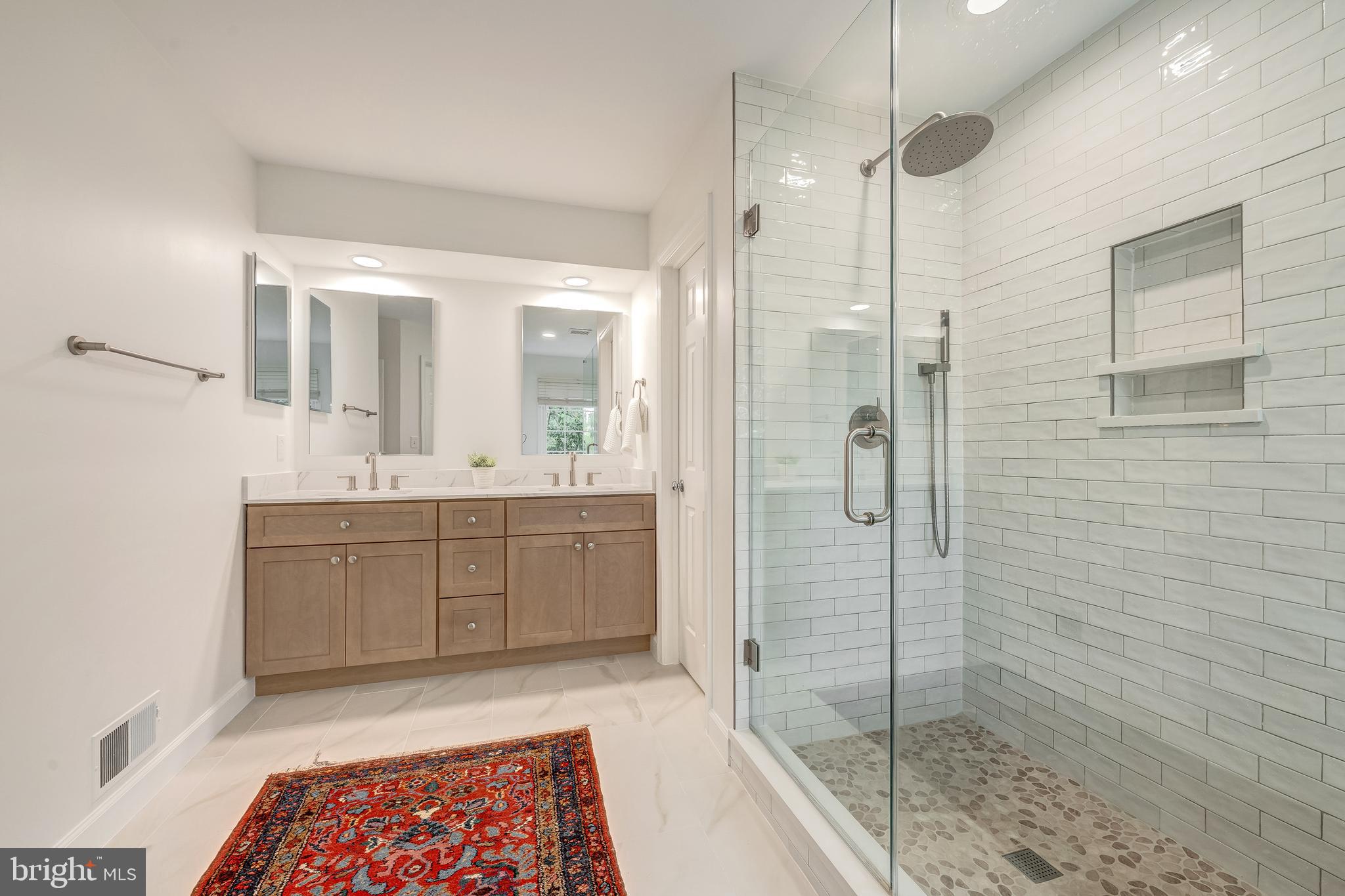 43995 URBANCREST COURT