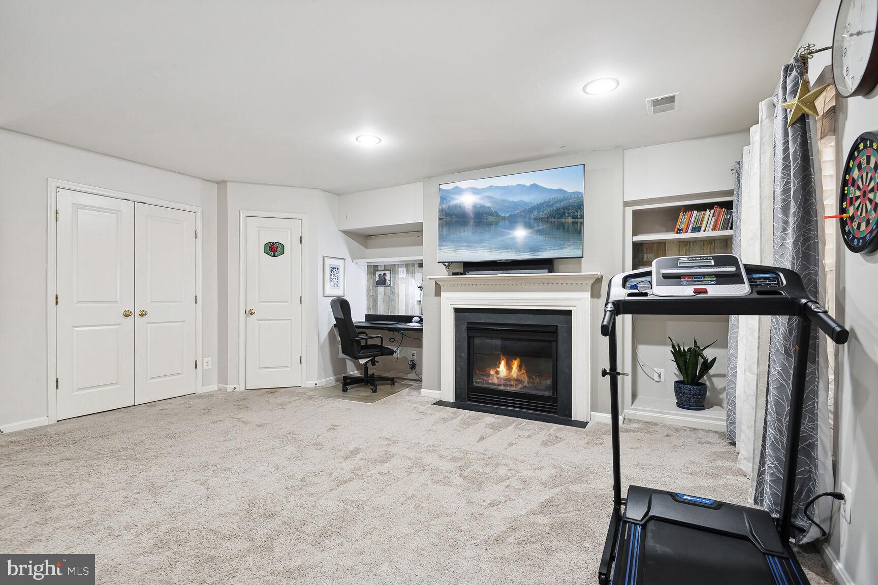 21933 BRAMBLEBUSH TERRACE