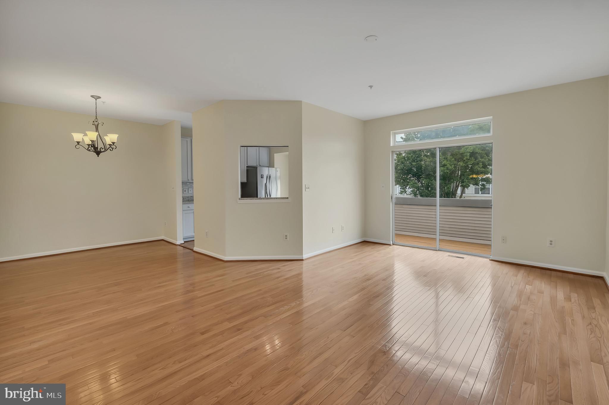 20489 COOL FERN SQUARE