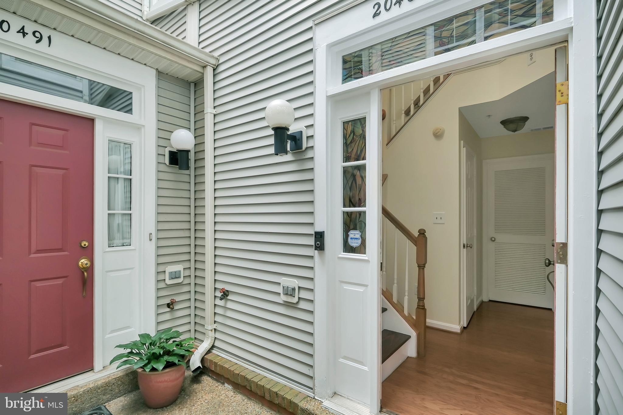 20489 COOL FERN SQUARE