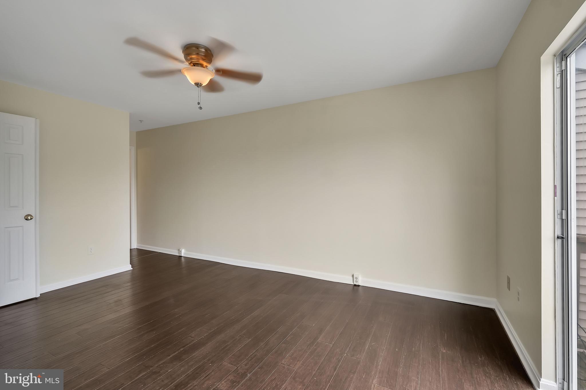 20489 COOL FERN SQUARE