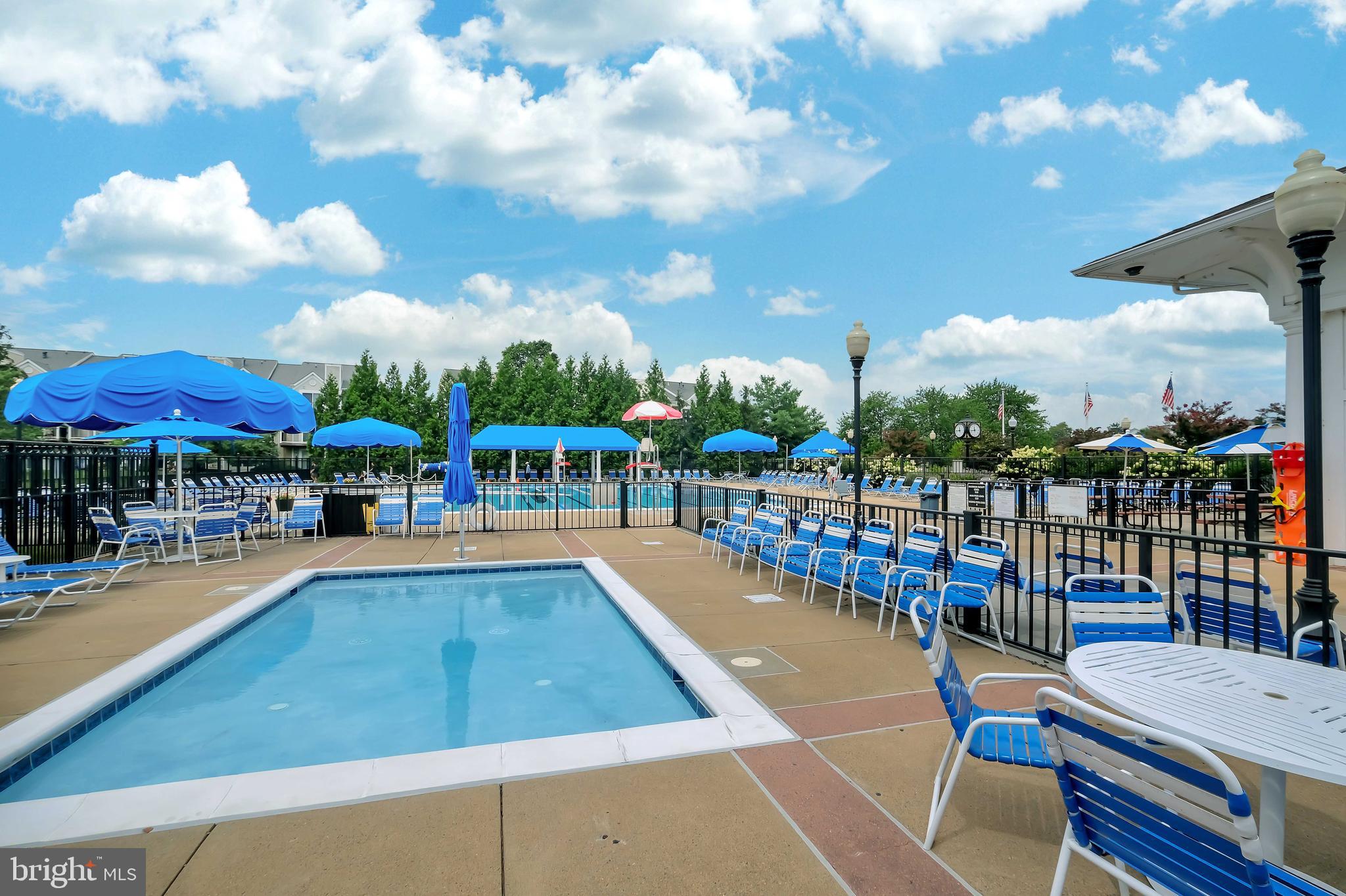 20489 COOL FERN SQUARE