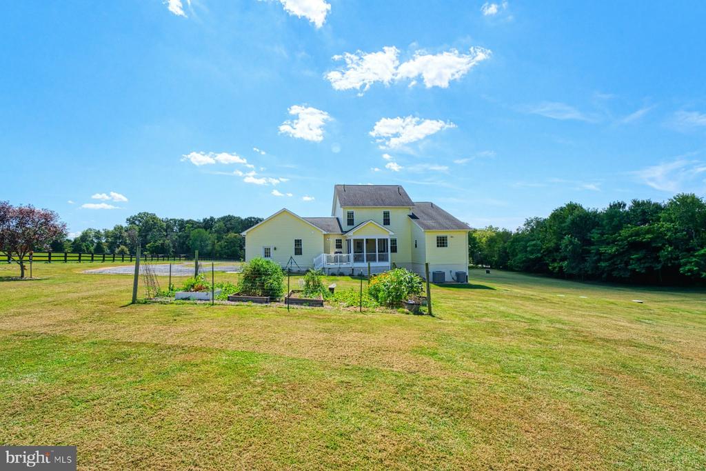 35398 SNICKERSVILLE TURNPIKE