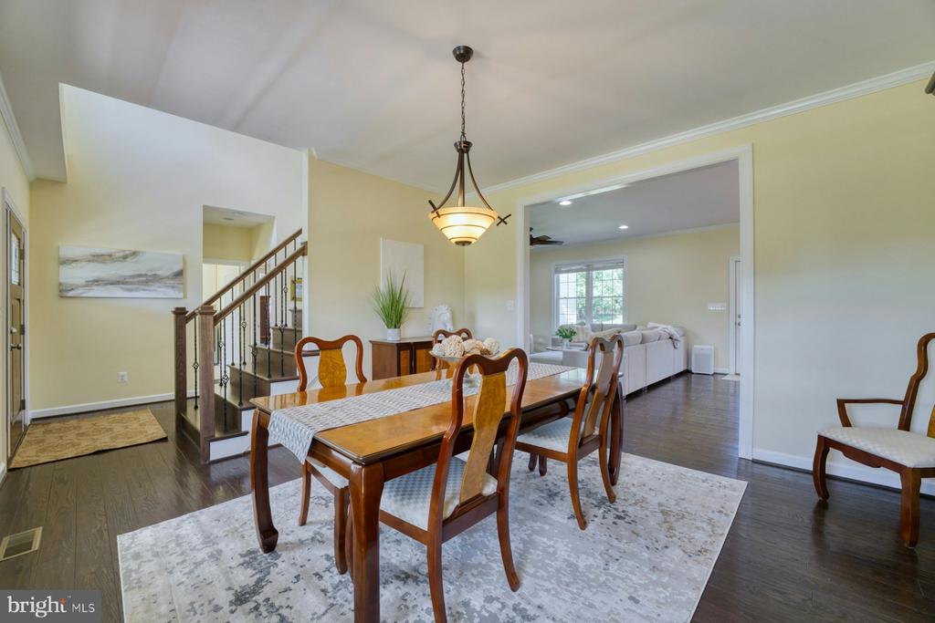 35398 SNICKERSVILLE TURNPIKE