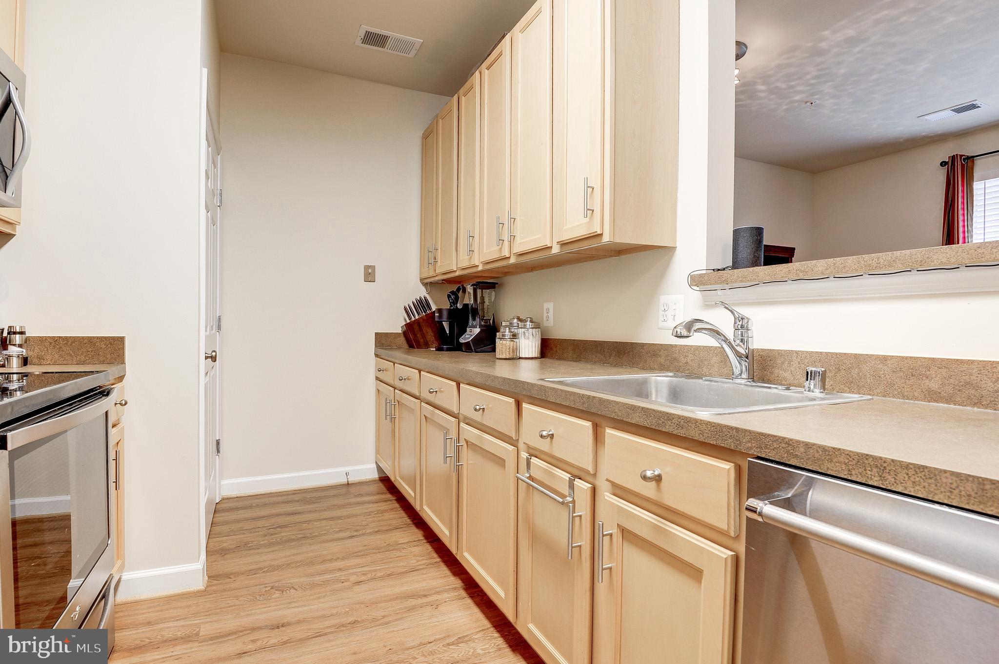 42539 MAYFLOWER TERRACE 204