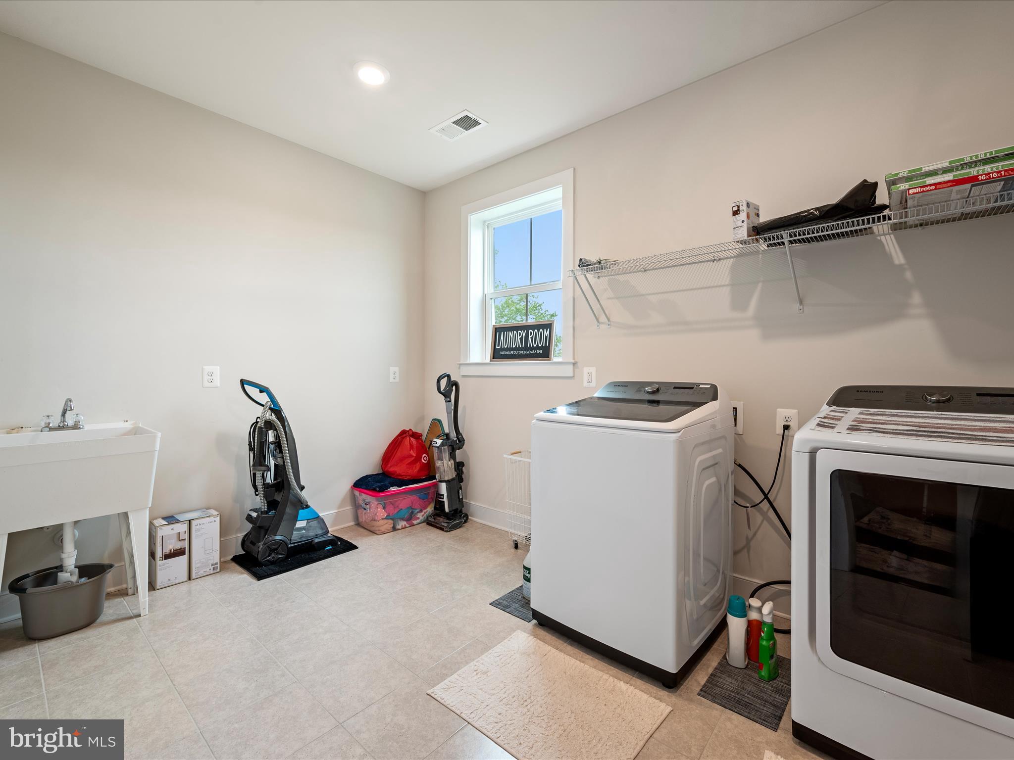 221 S 32ND STREET