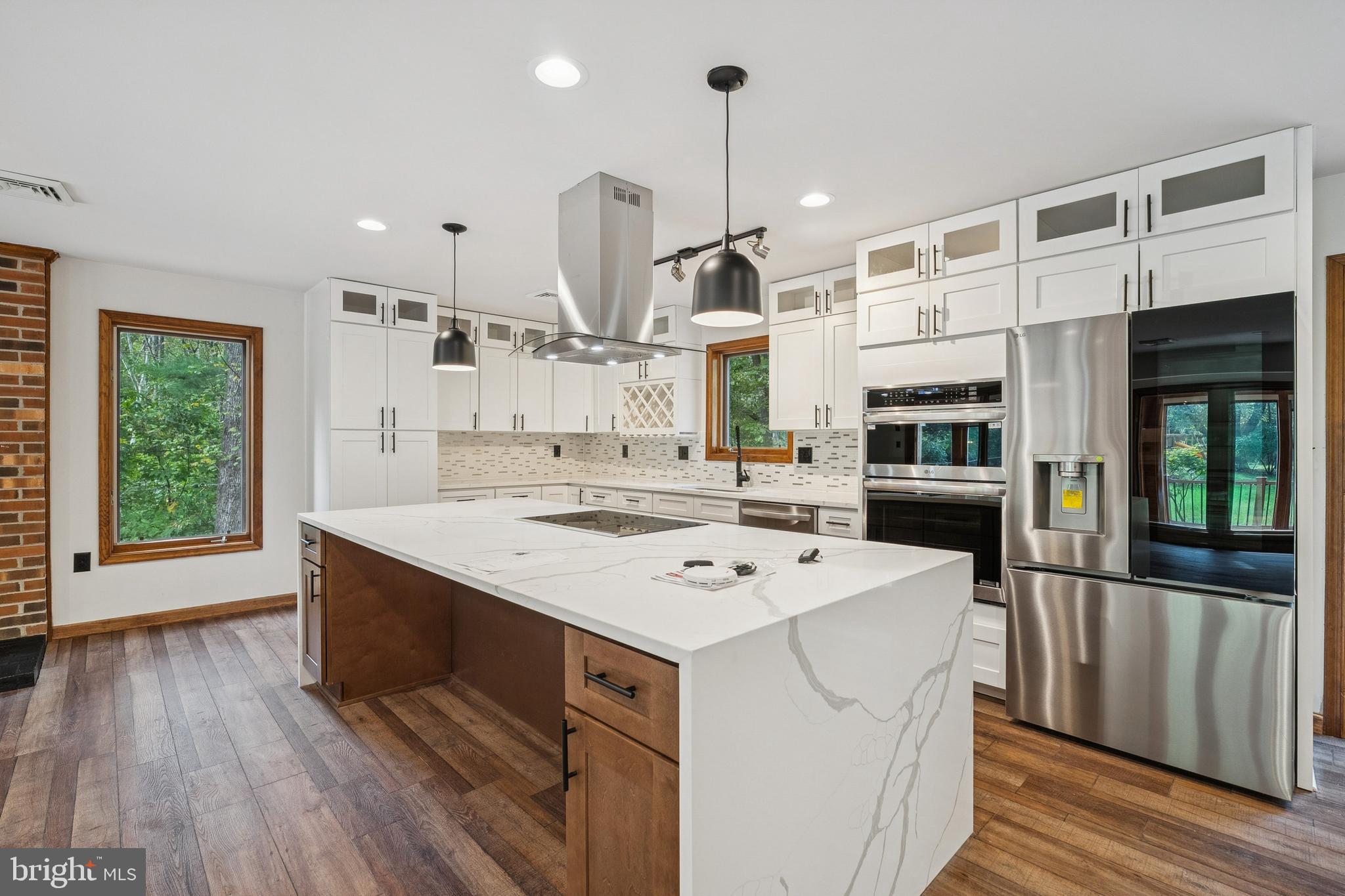 40946 MANOR HOUSE ROAD