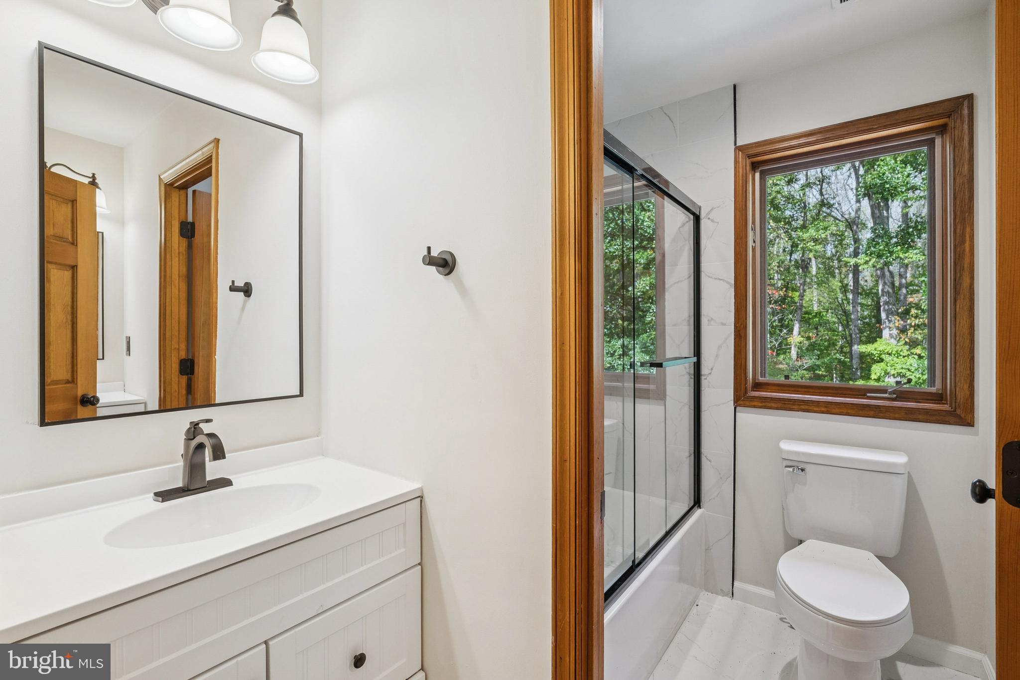 40946 MANOR HOUSE ROAD